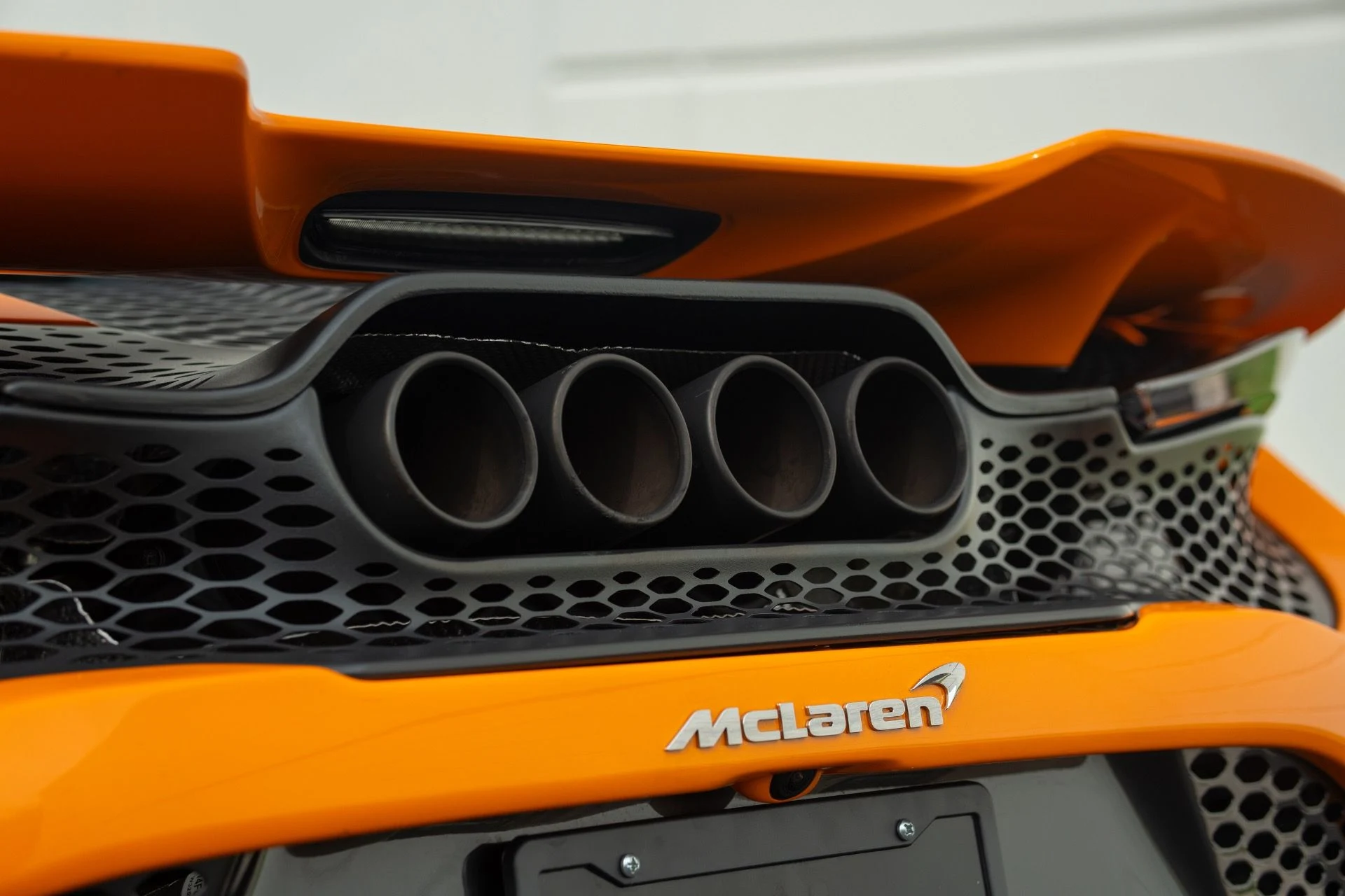 mph033_806939981_Used_2021_Mc_Laren_765_LT_1757087774_403e7c33be