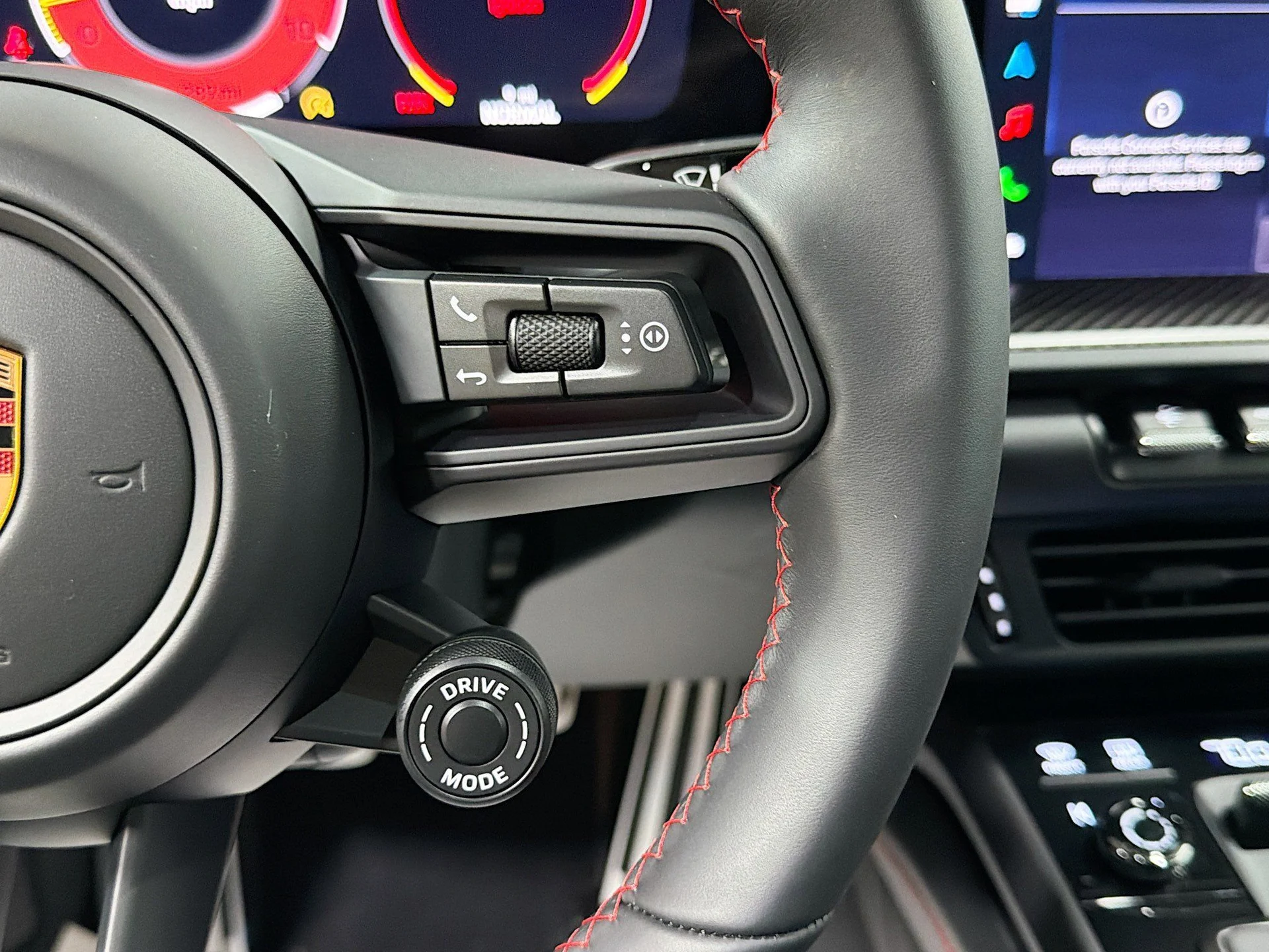 mph033_8081648_21b80321400c5e7cdab1235c29069015_256070c5f3