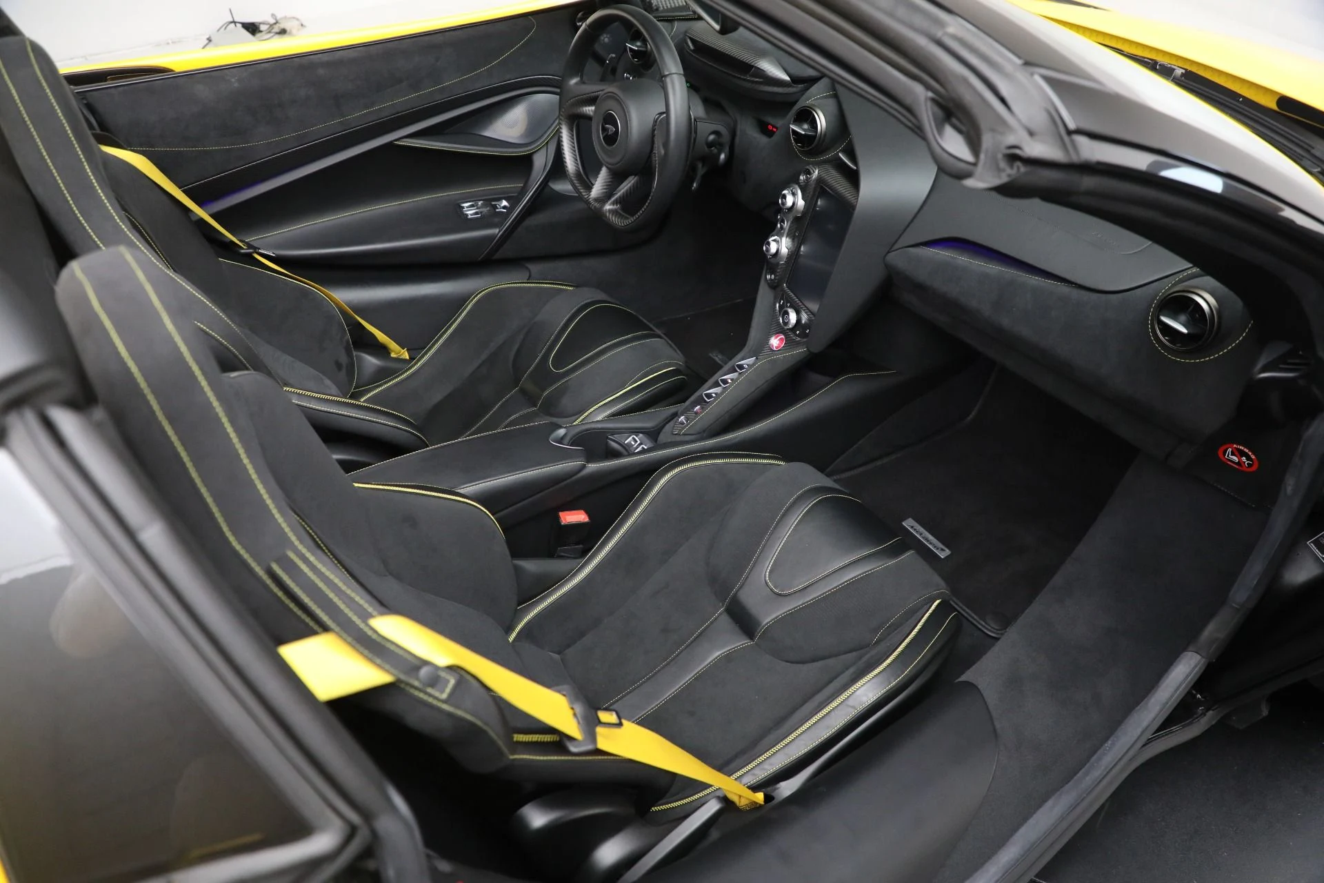mph033_812558983_Used_2021_Mc_Laren_720_S_Spider_Performance_3809767d61