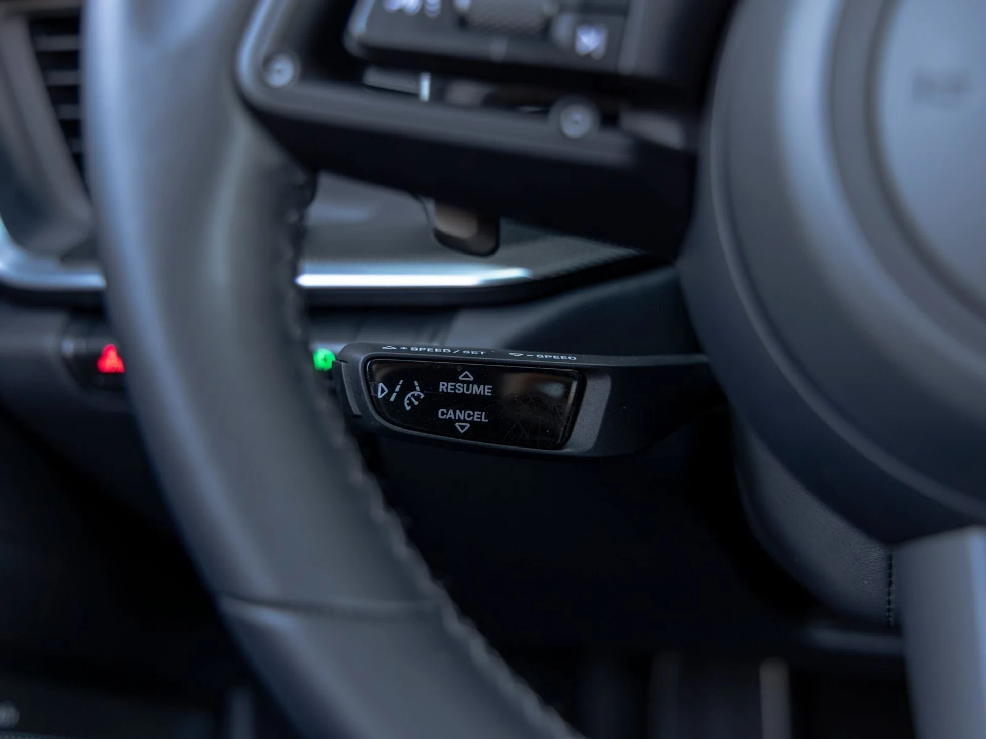 mph033_813249939_34_aa25f59409