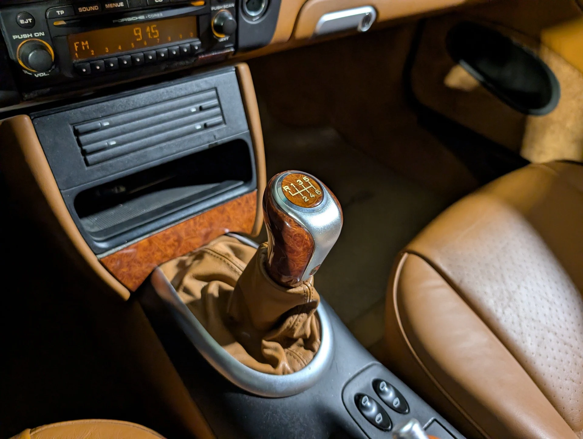 mph033_824032932_5ece81c282bd07579cd43c65eef2c15bx_b1bcf25182