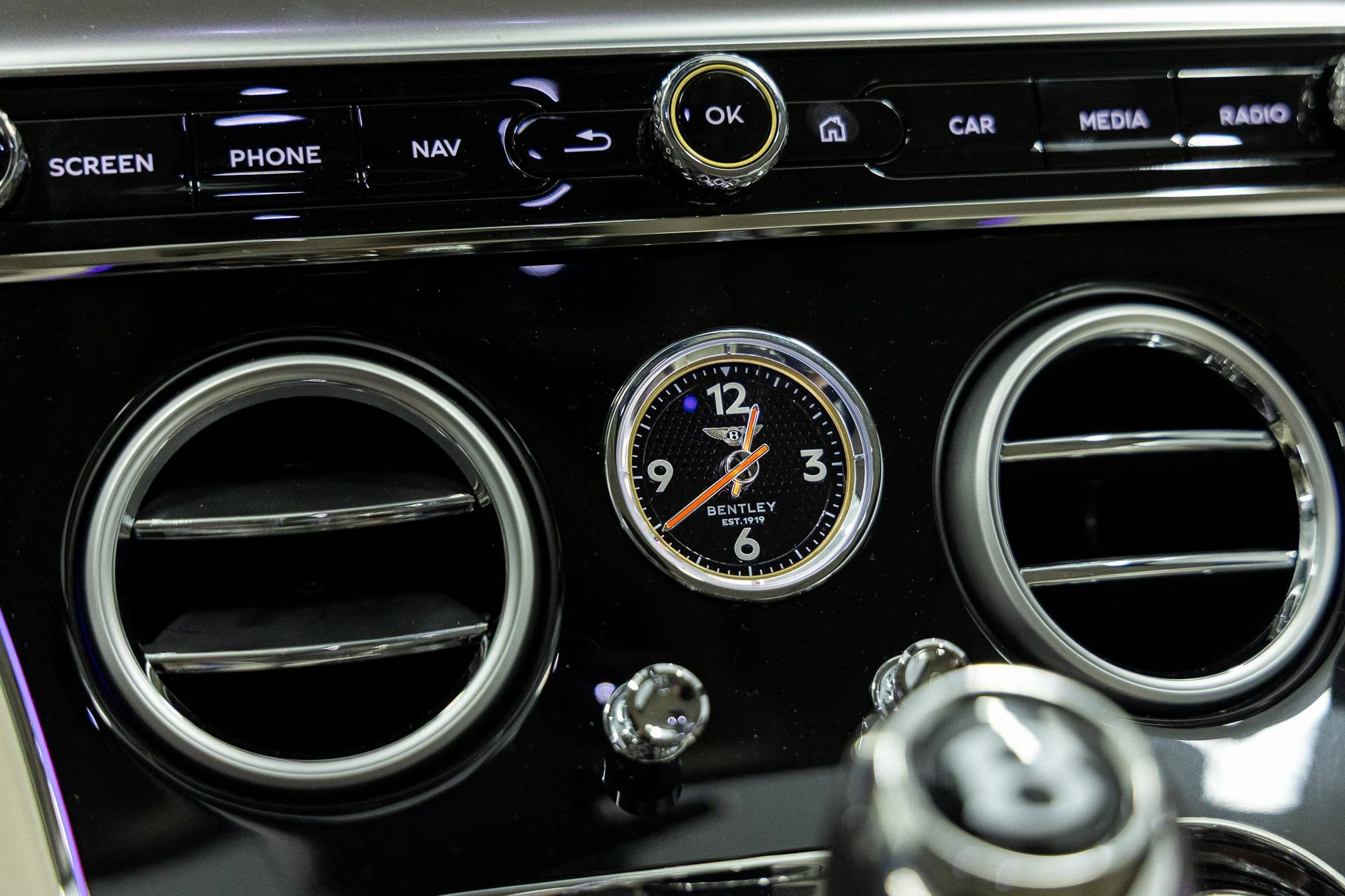 mph033_83153072_6a3baac26df50e06f35bc2c4cdb5f12dx_9c4fb38cc3