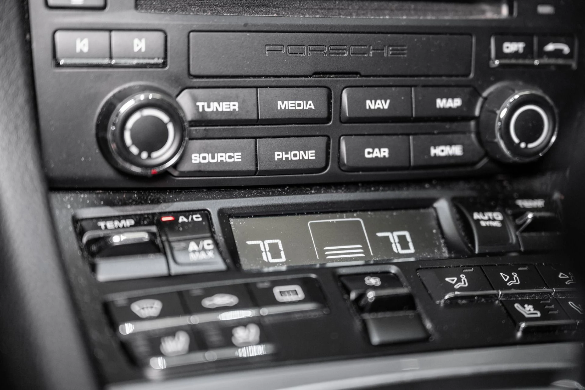 mph033_83631268_Used_2019_Porsche_911_1746713541_018cbeb73c