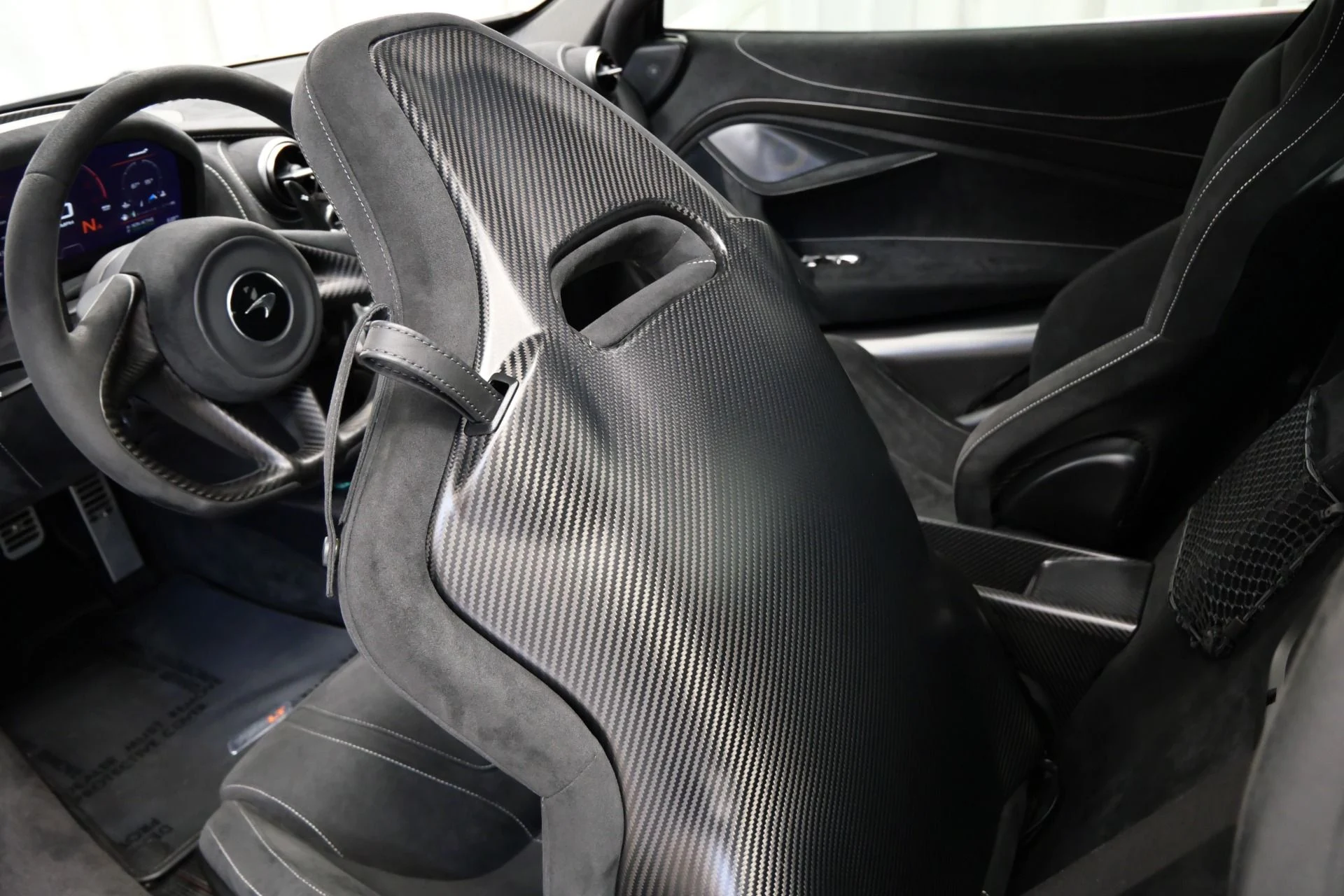 mph033_848872545_Used_2021_Mc_Laren_765_LT_1755712071_b2de30c86a