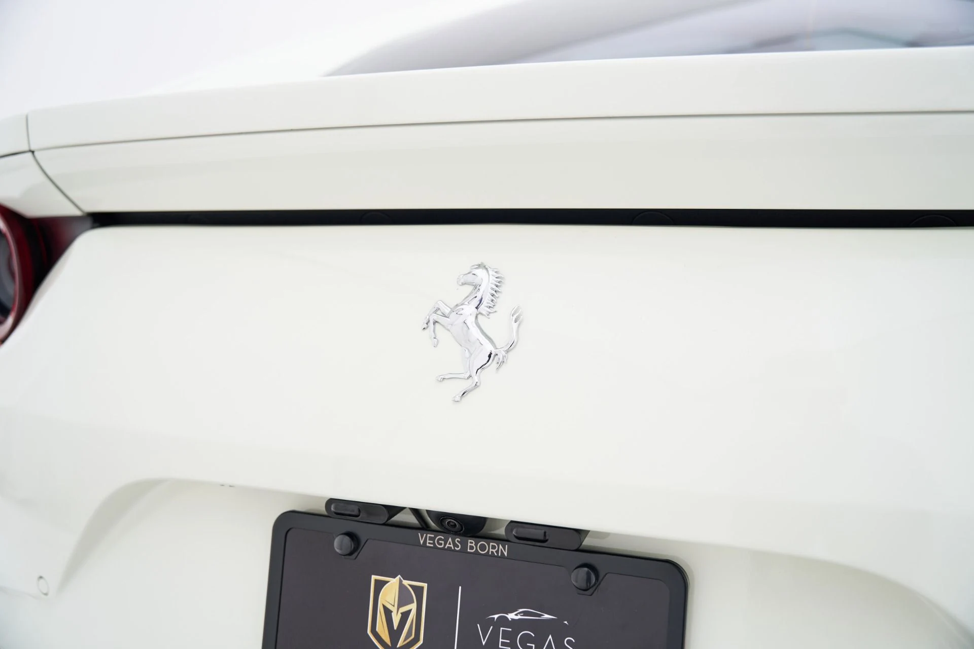 mph033_848978291_Used_2018_Ferrari_812_Superfast_Base_1793221007_b3903a3dfb