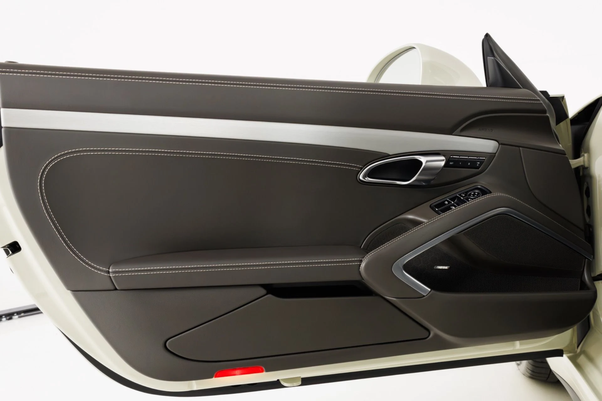 mph033_849038119_Used_2014_Porsche_911_Carrera_S_1781907468_9c54375972
