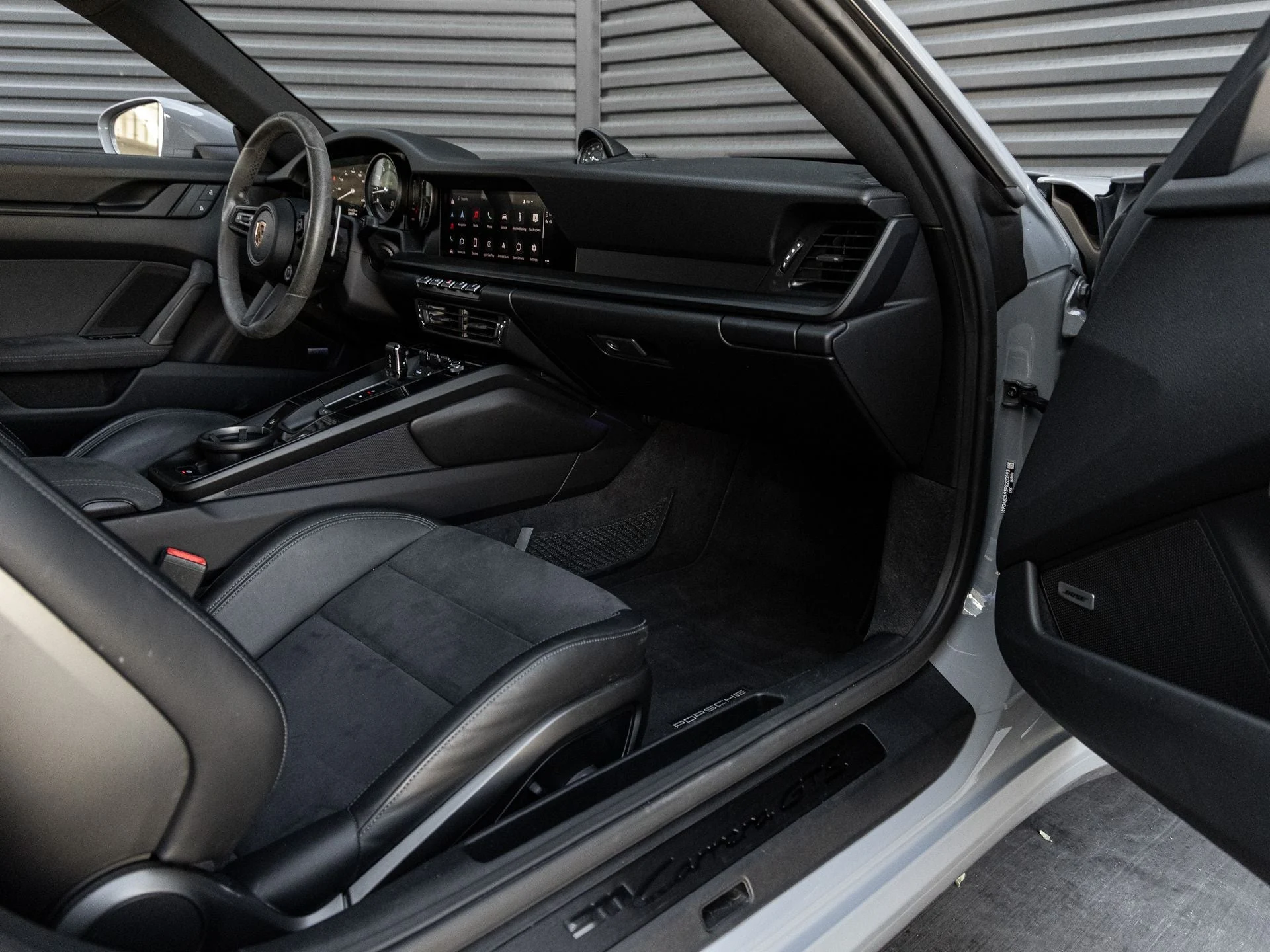 mph033_84921681_34_5ca98be0b6