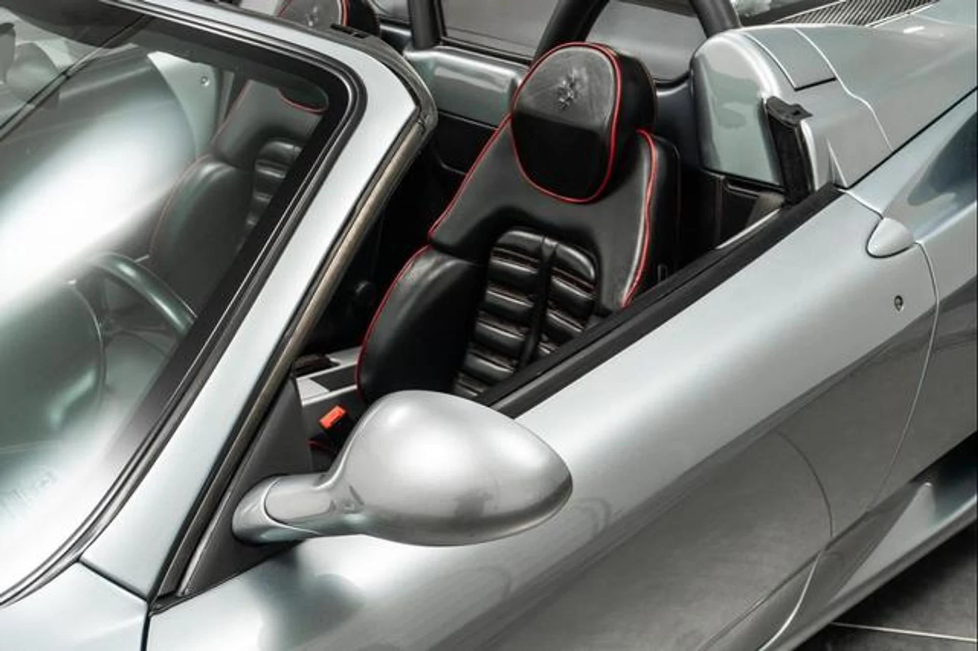 mph033_855632181_4_O3kq_H_Kw_Ka_U_Kv_Mw_KRN_0h_S_Sk96_P4_ce18a55d55