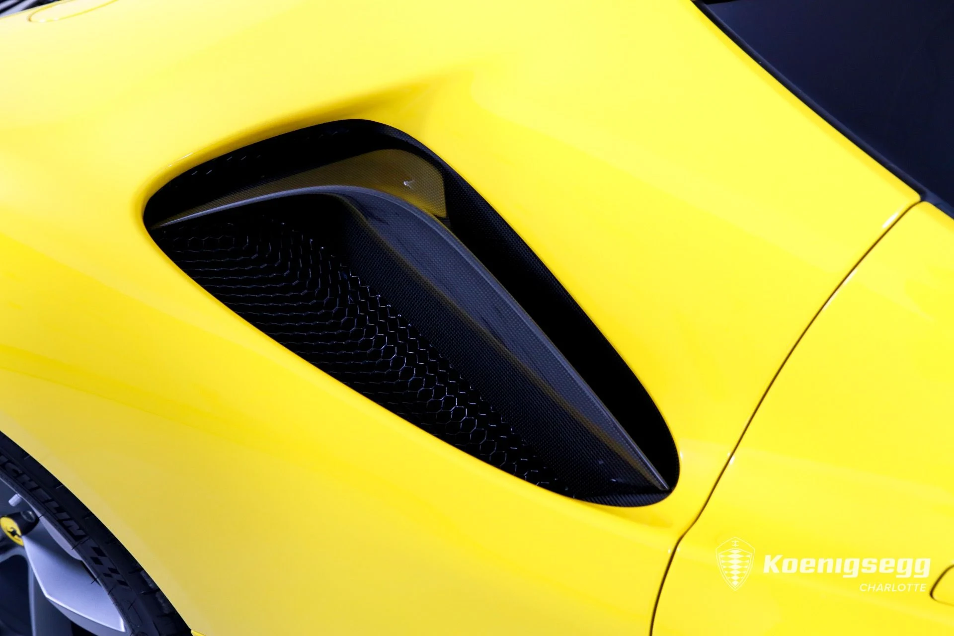 mph033_862021593_Used_2021_Ferrari_SF_90_Stradale_1760975075_1b5802b338