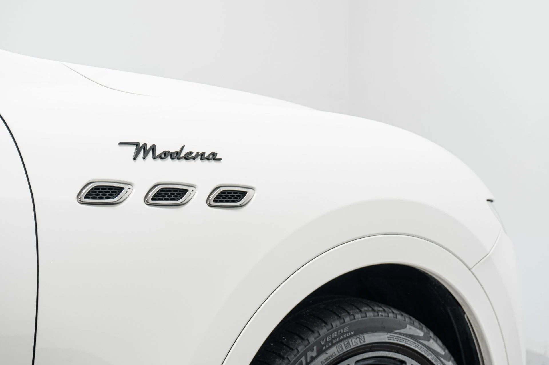 mph033_863714620_Used_2022_Maserati_Levante_Modena_Nerissimo_Package_Comfort_and_Convenience_Package_1773694217_660ad9b1d4