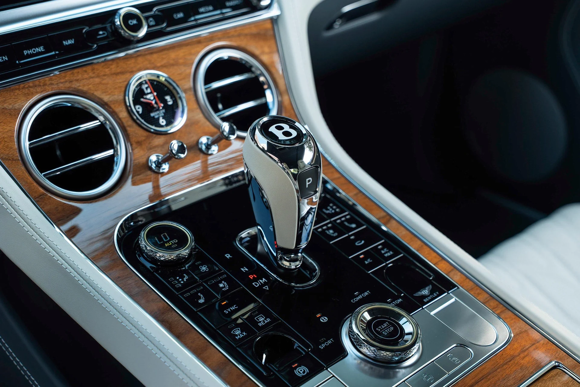 mph033_879880264_458241674_68f1ceade713d56106ff1d17_3d935f2b83