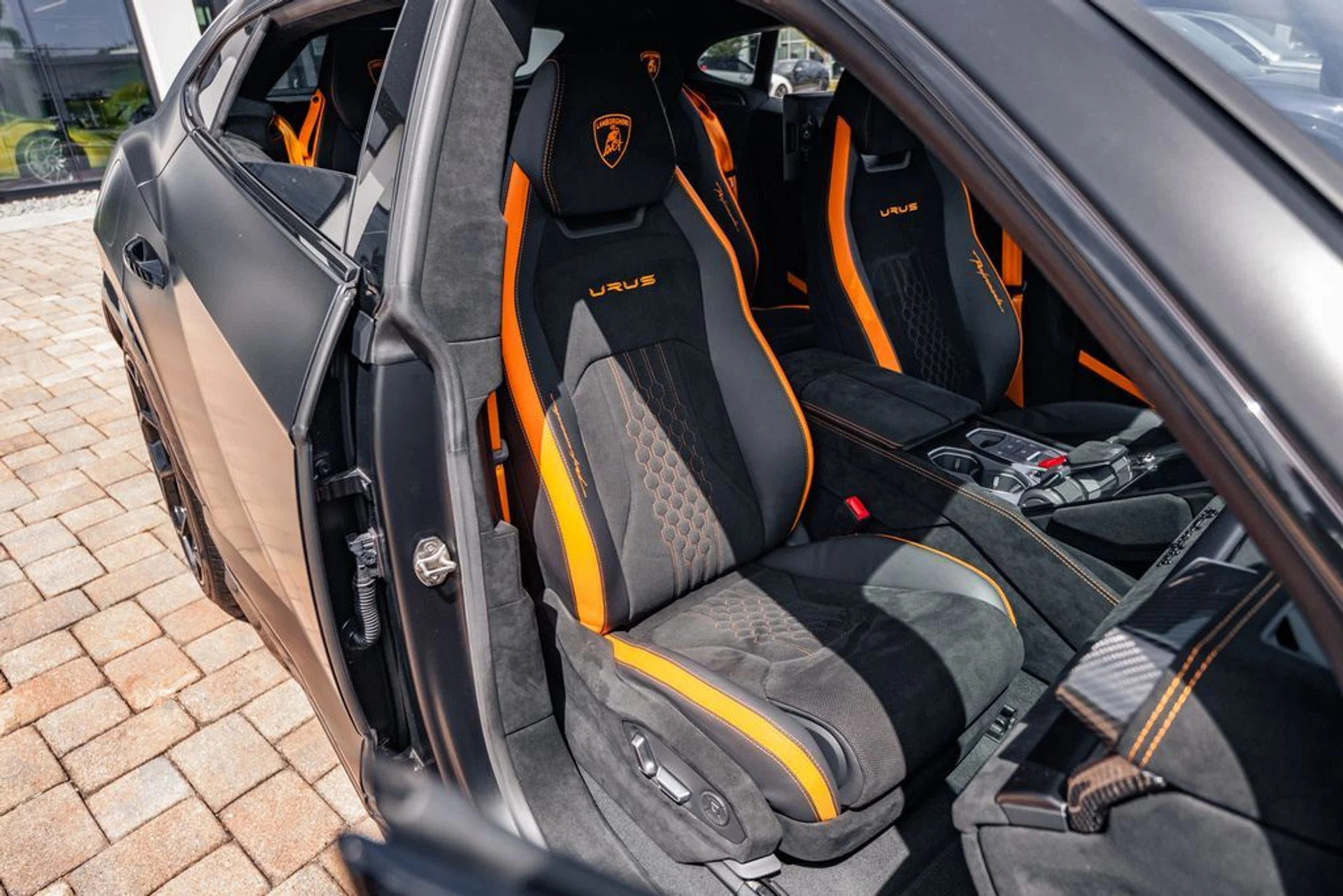 mph033_880804038_8642e97586506530256e8a9e38d03e37x_010d5a8a0f