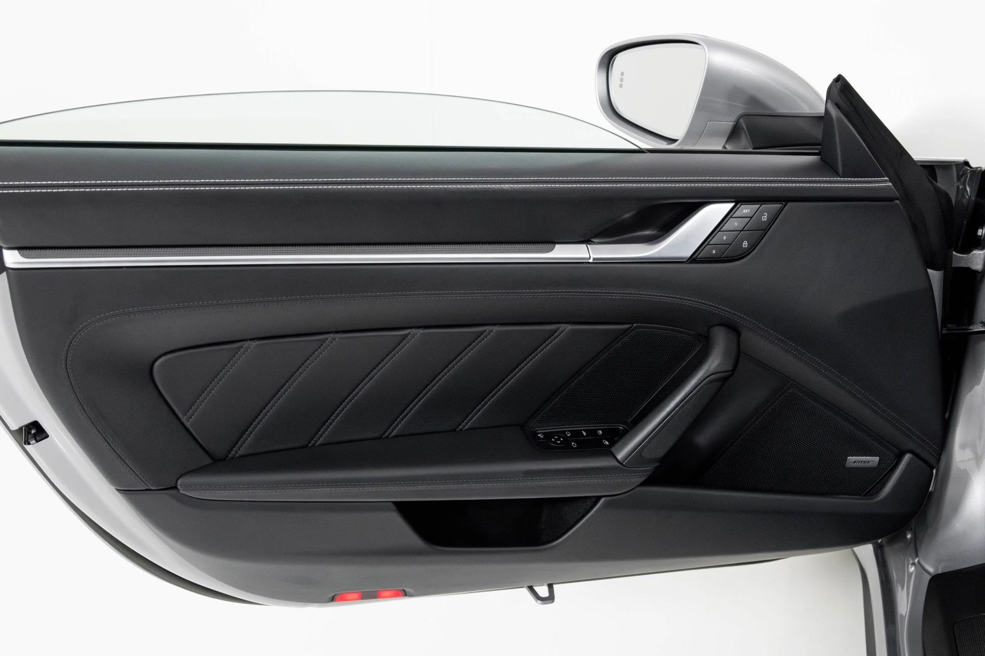 mph033_889713980_Used_2022_Porsche_911_Turbo_S_1764184620_920a82b46c