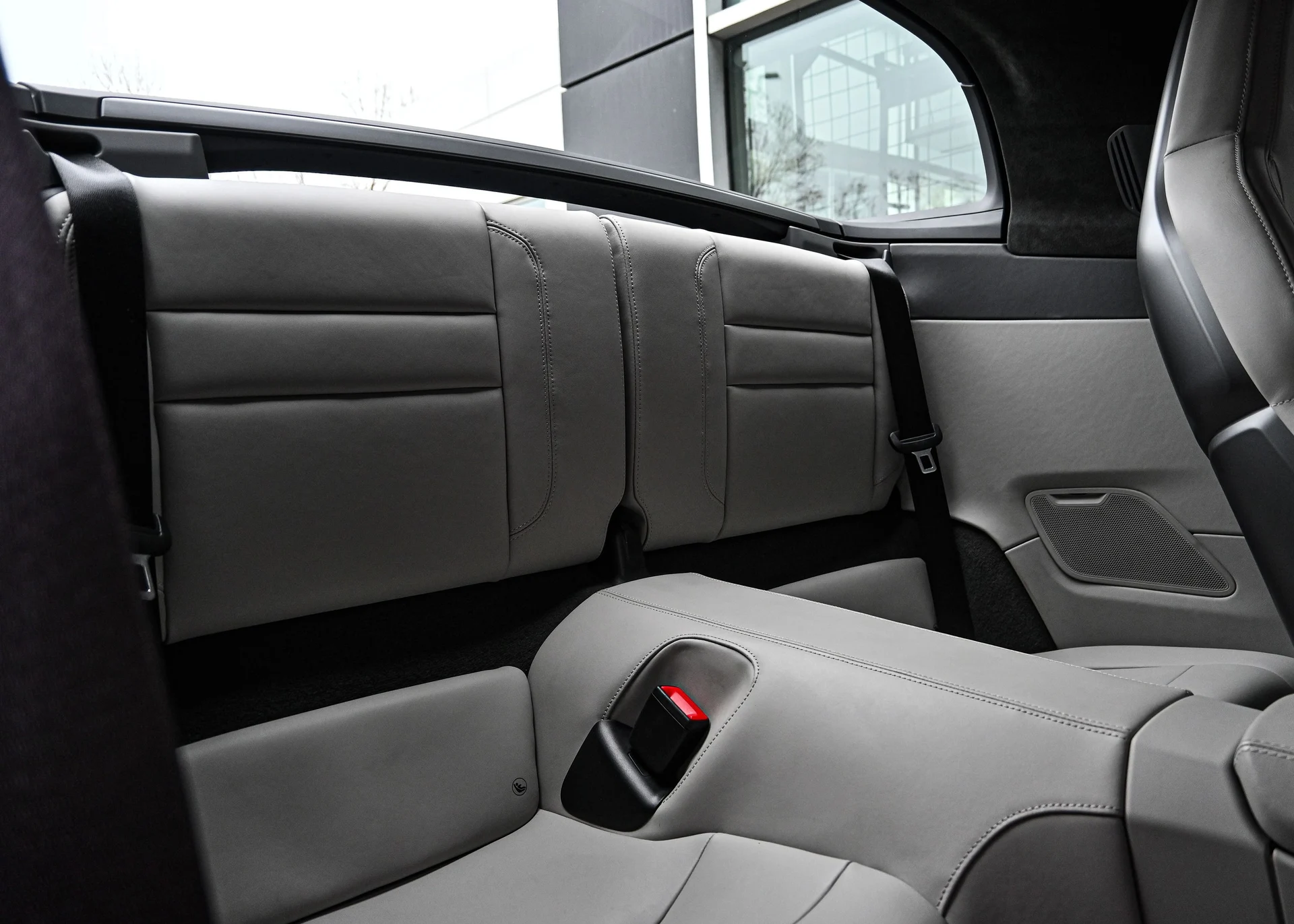 mph033_892245382_3c8986df_0a4d_480a_82ed_507a932741c7_e2b1d386e1