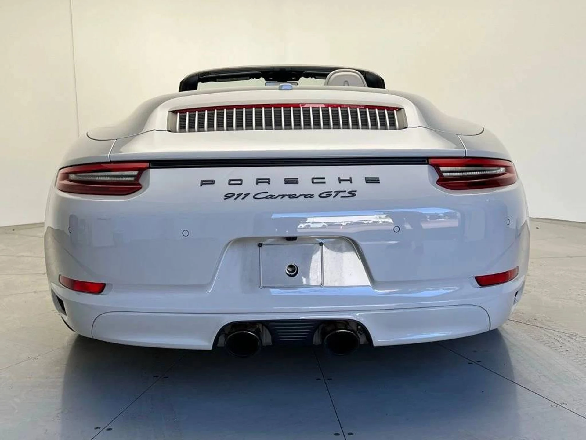 mph033_892574682_1280_4841d0c339