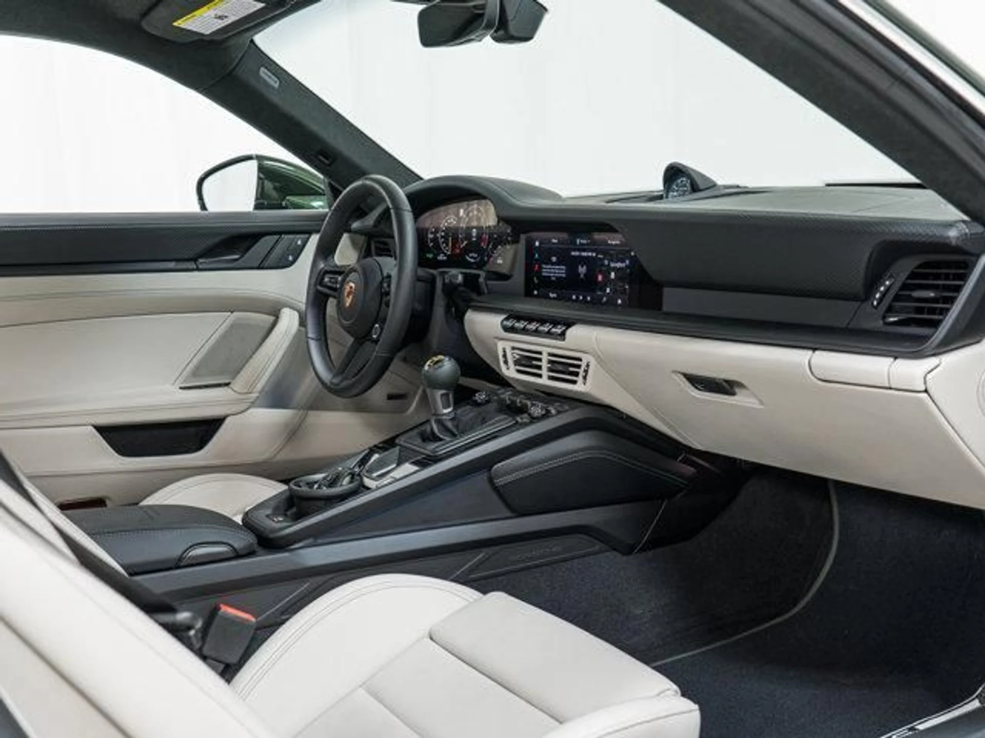 mph033_900582272_5_Yy_Gjx_Bw7_Ix0_Eud_Luu9_RZZ_Mp_S9_I_0c3af7e072