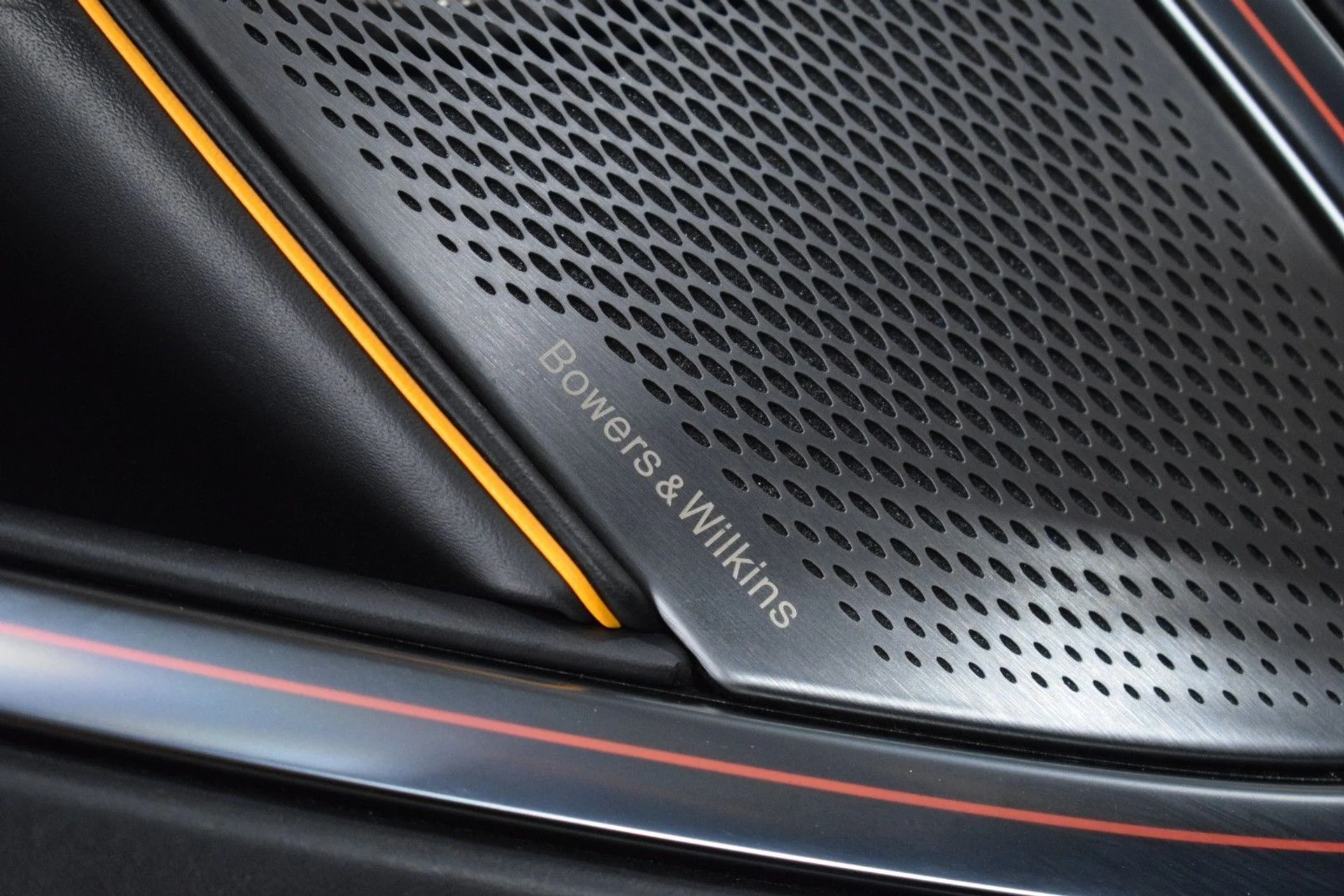 mph033_900889874_b0cd7815b54161926fc9c814e6c1a171x_3ef93b6e66