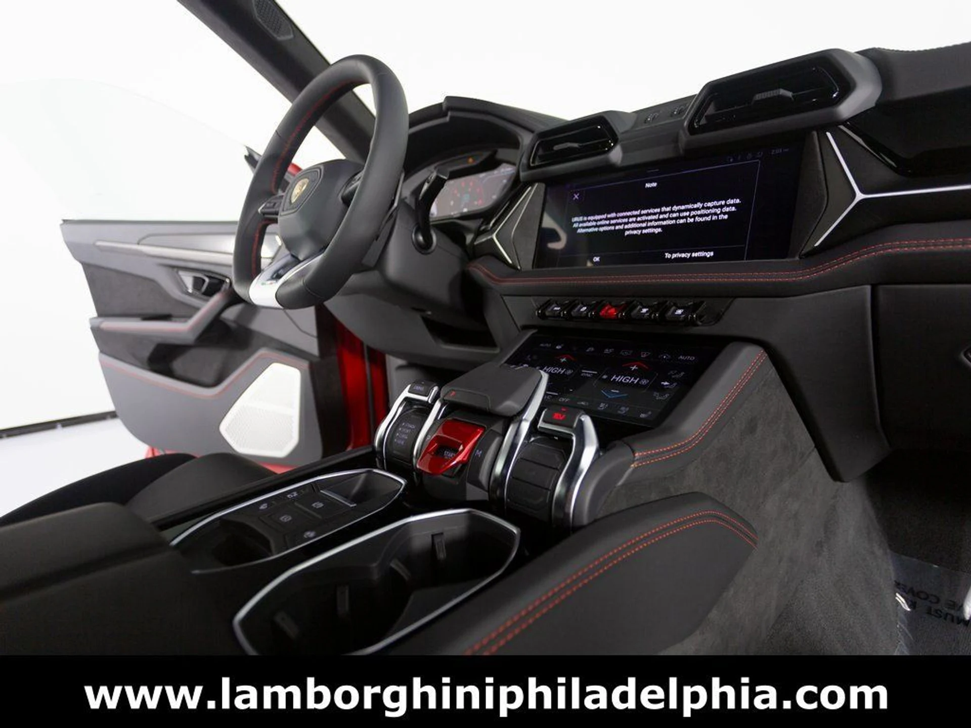 mph033_903685744_7f57d28e0c39aeb73d91db0a227aea9cx_b0c1985283