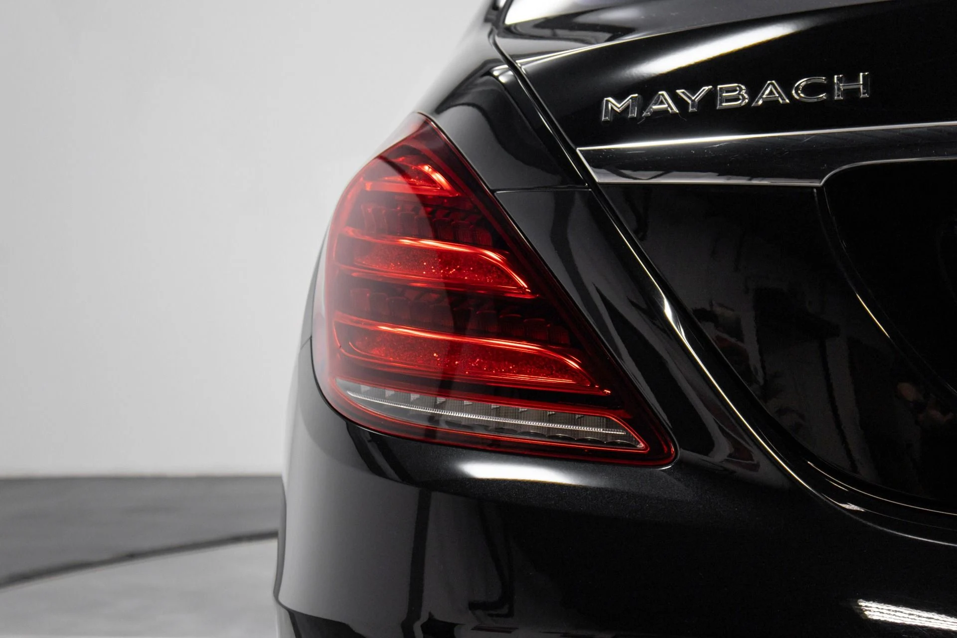 mph033_909362332_Used_2019_Mercedes_Benz_S_Class_Maybach_S_650_1763220768_95211a1e37