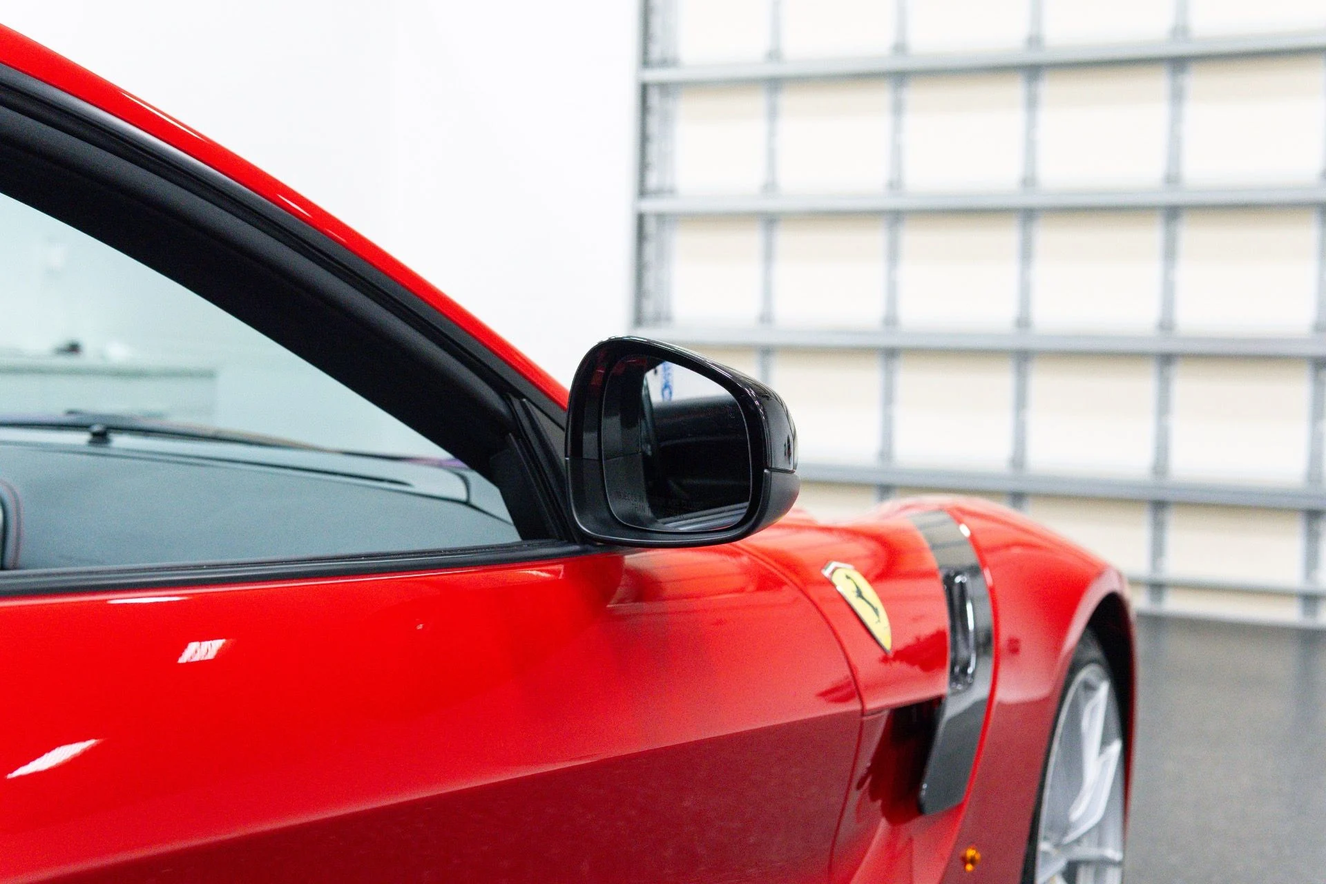 mph033_911003389_Used_2017_Ferrari_F12tdf_1788471792_36107affab
