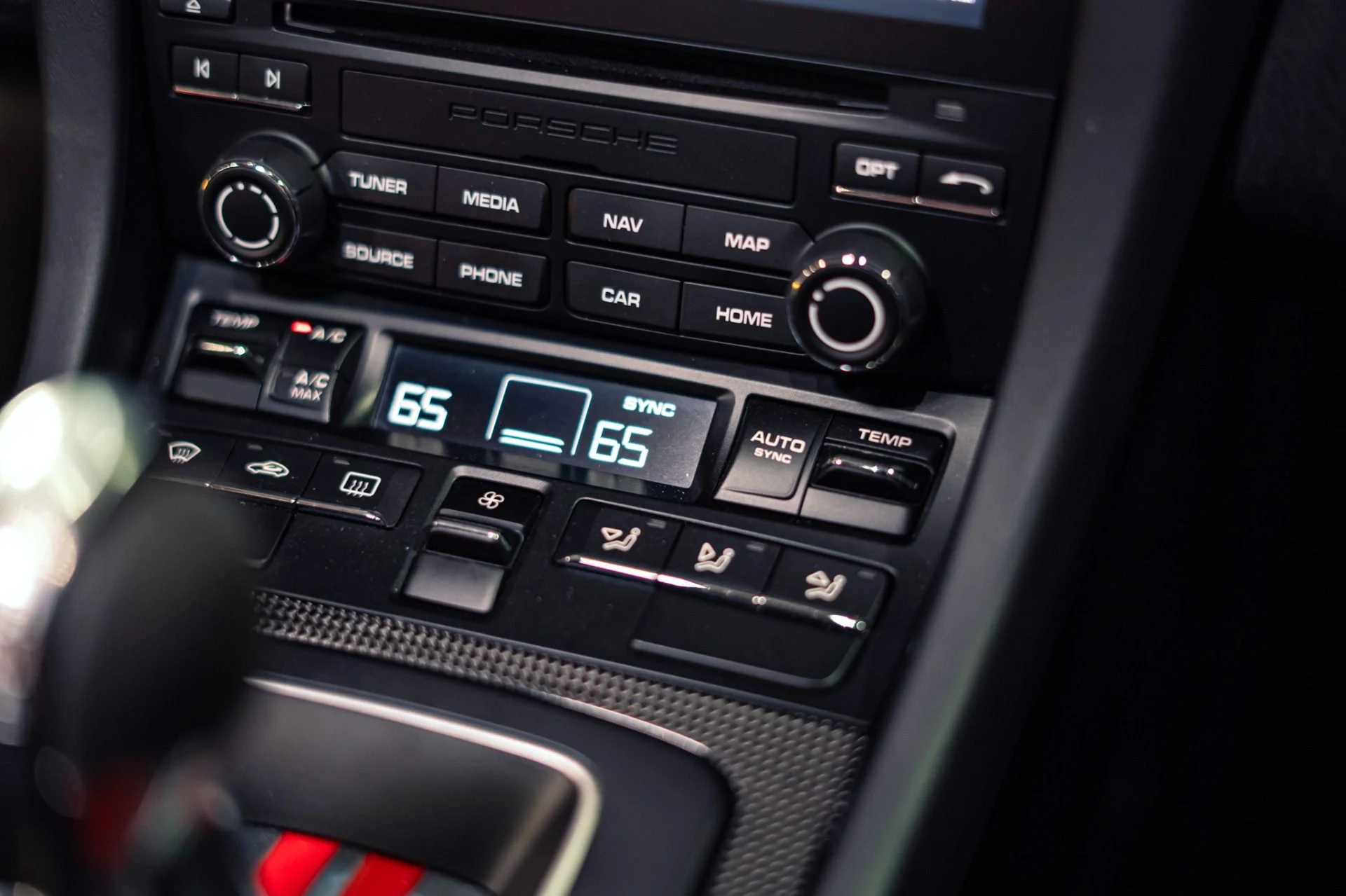 mph033_917187732_Used_2018_Porsche_911_GT_2_RS_1777474085_bed73df2d2