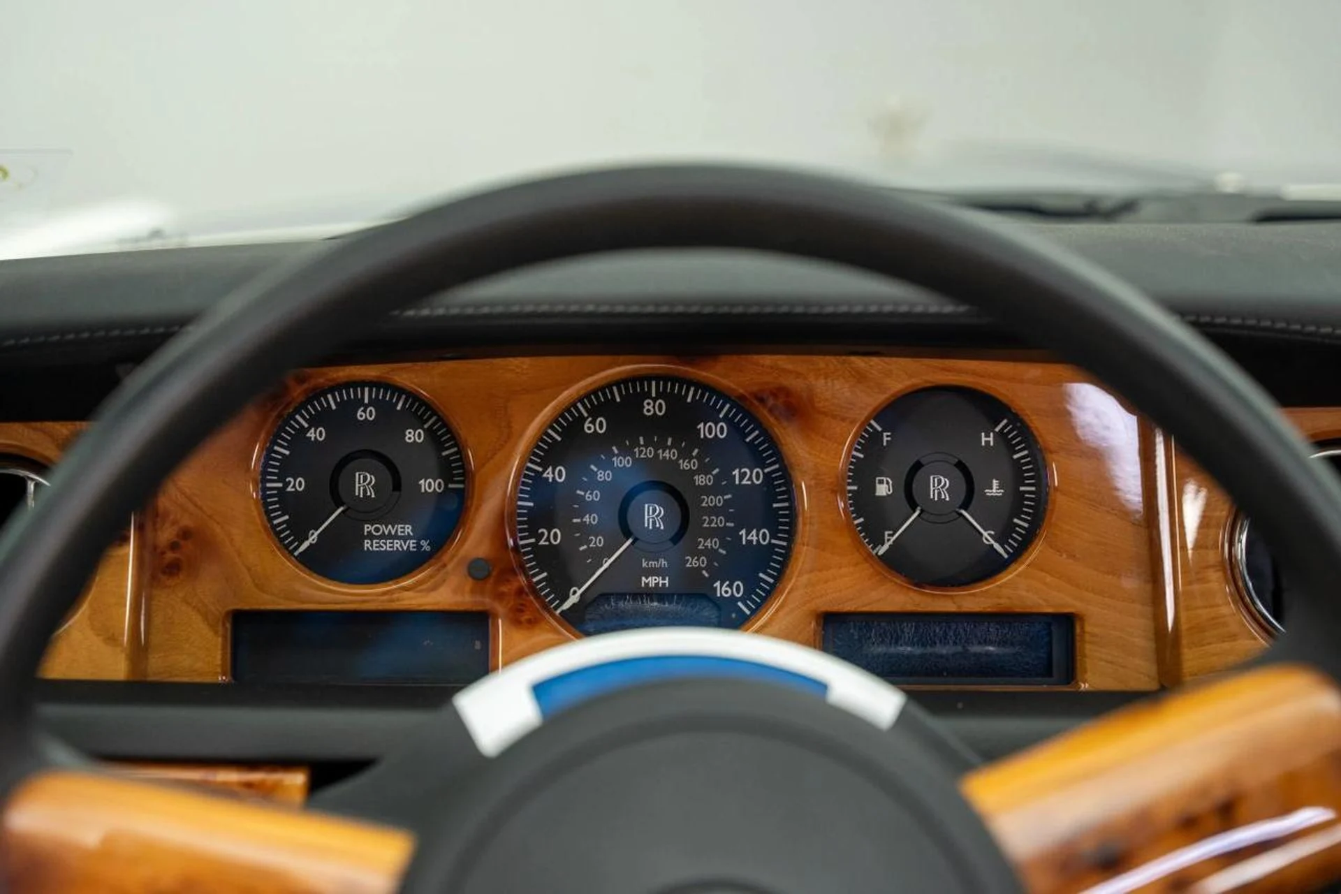 mph033_919448008_9f7e18a14cd6e8b4fb387db741cff0a1_6f30157849