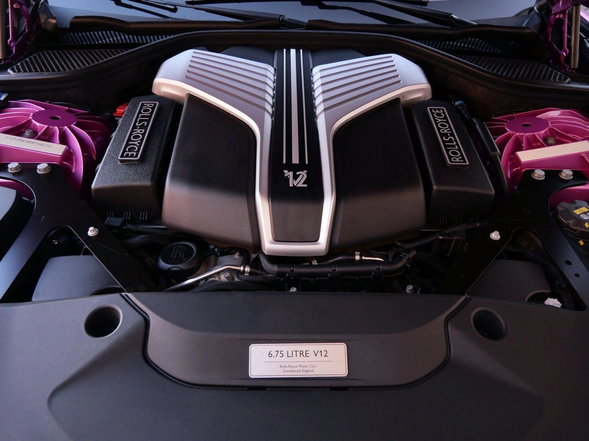 mph033_938296843_d450a2b41bda4473b7ea25c0e614979d_50a281368b