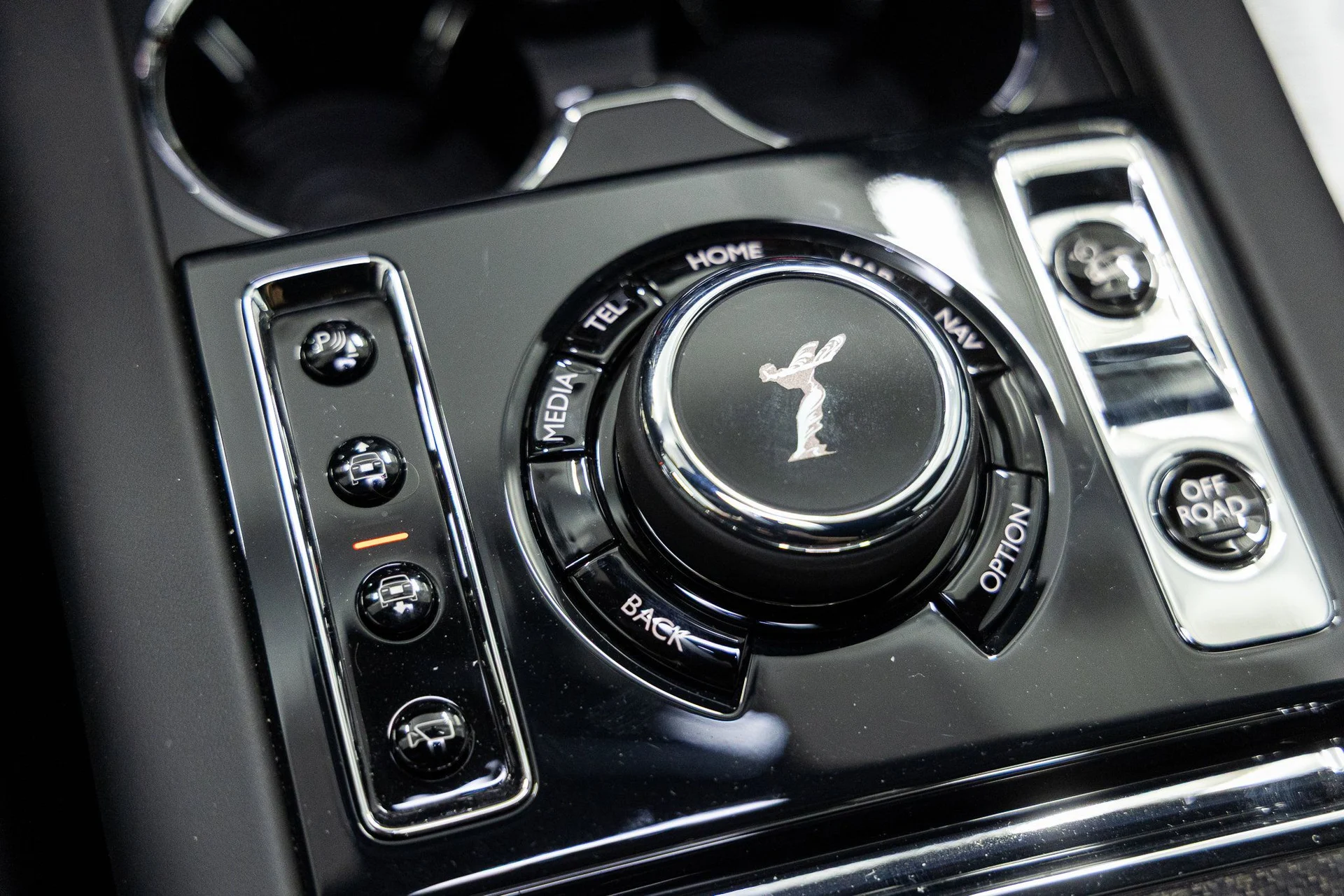 mph033_940658948_03d192737d90a45d01f602a278bb7726x_cda69f223b