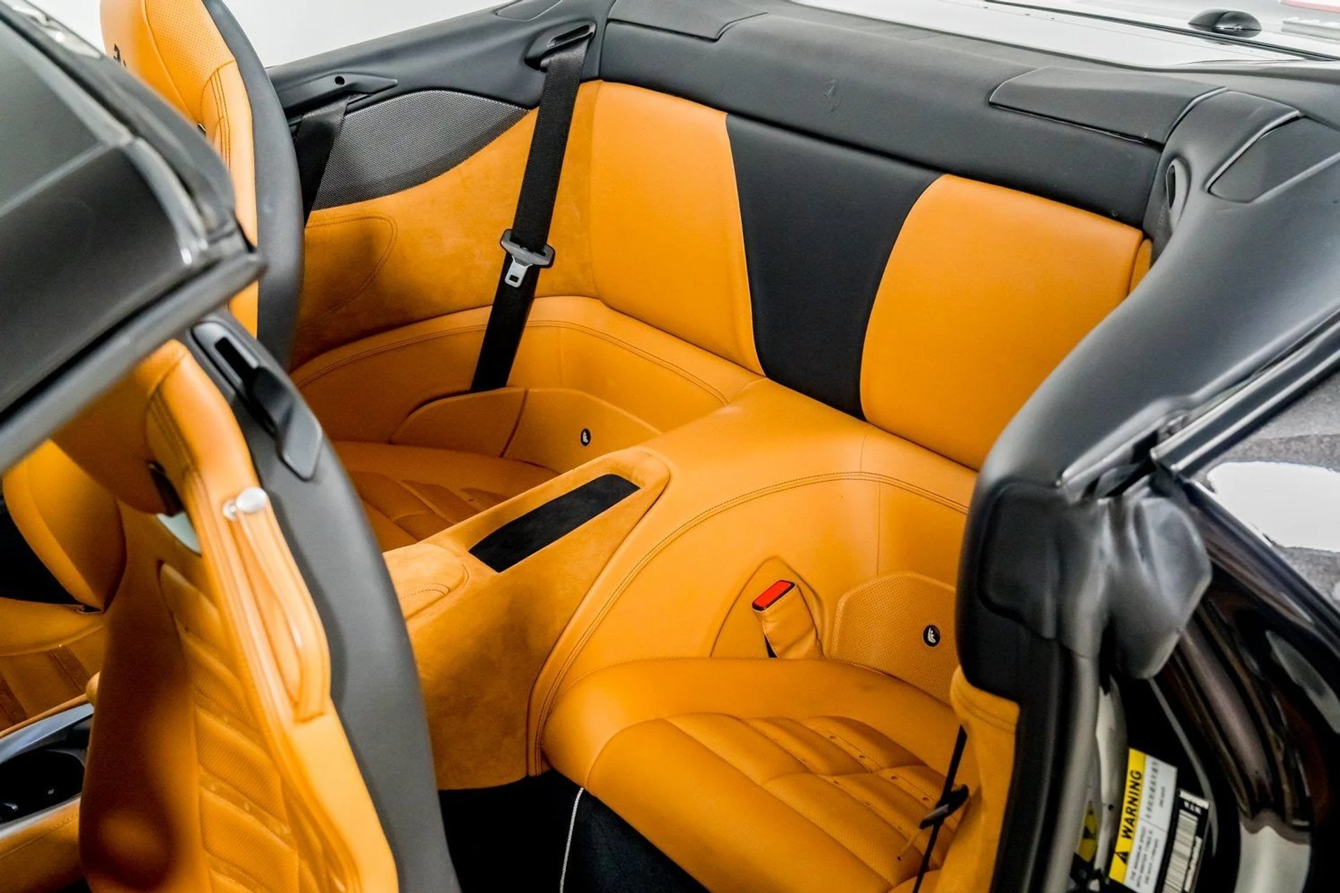 mph033_940710697_01e67b7e3a314759a48041c2e89f2e2c_f4262e5add