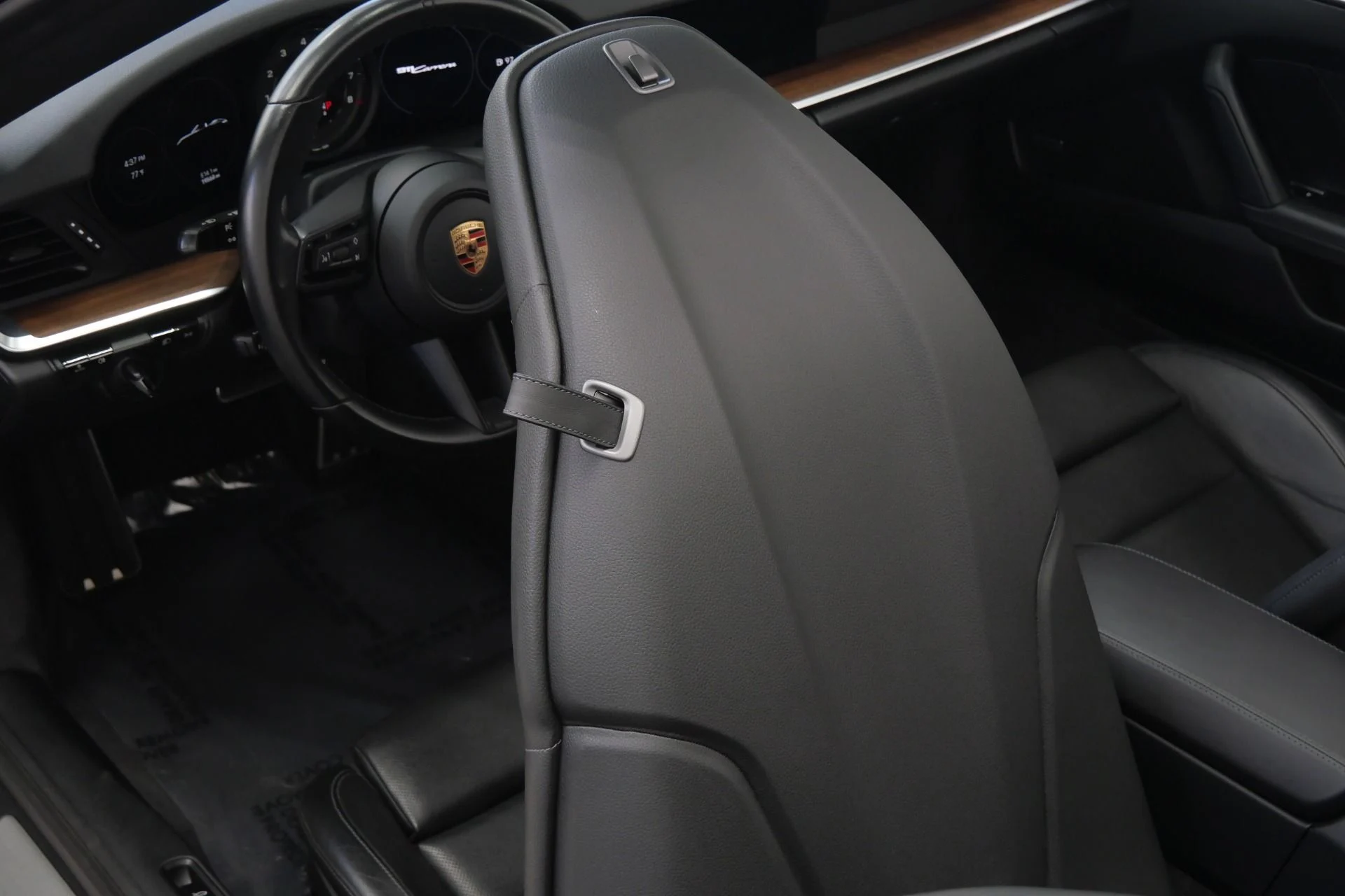 mph033_942706954_Used_2020_Porsche_911_Carrera_Heated_and_Ventilated_Seats_Bose_Audio_1781290304_99f354e095