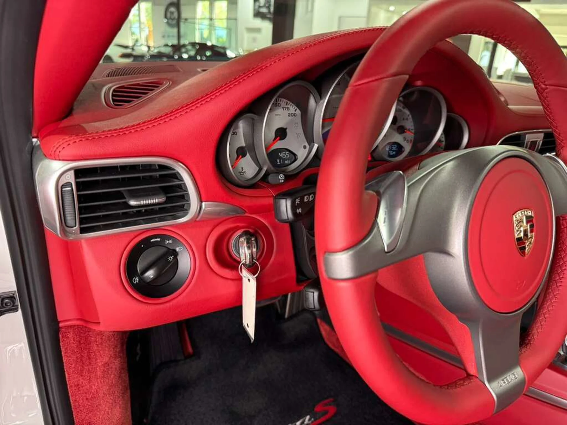 mph033_948647613_d00c9b0977fd55feb6af6d9bbd764976_32af4e1403