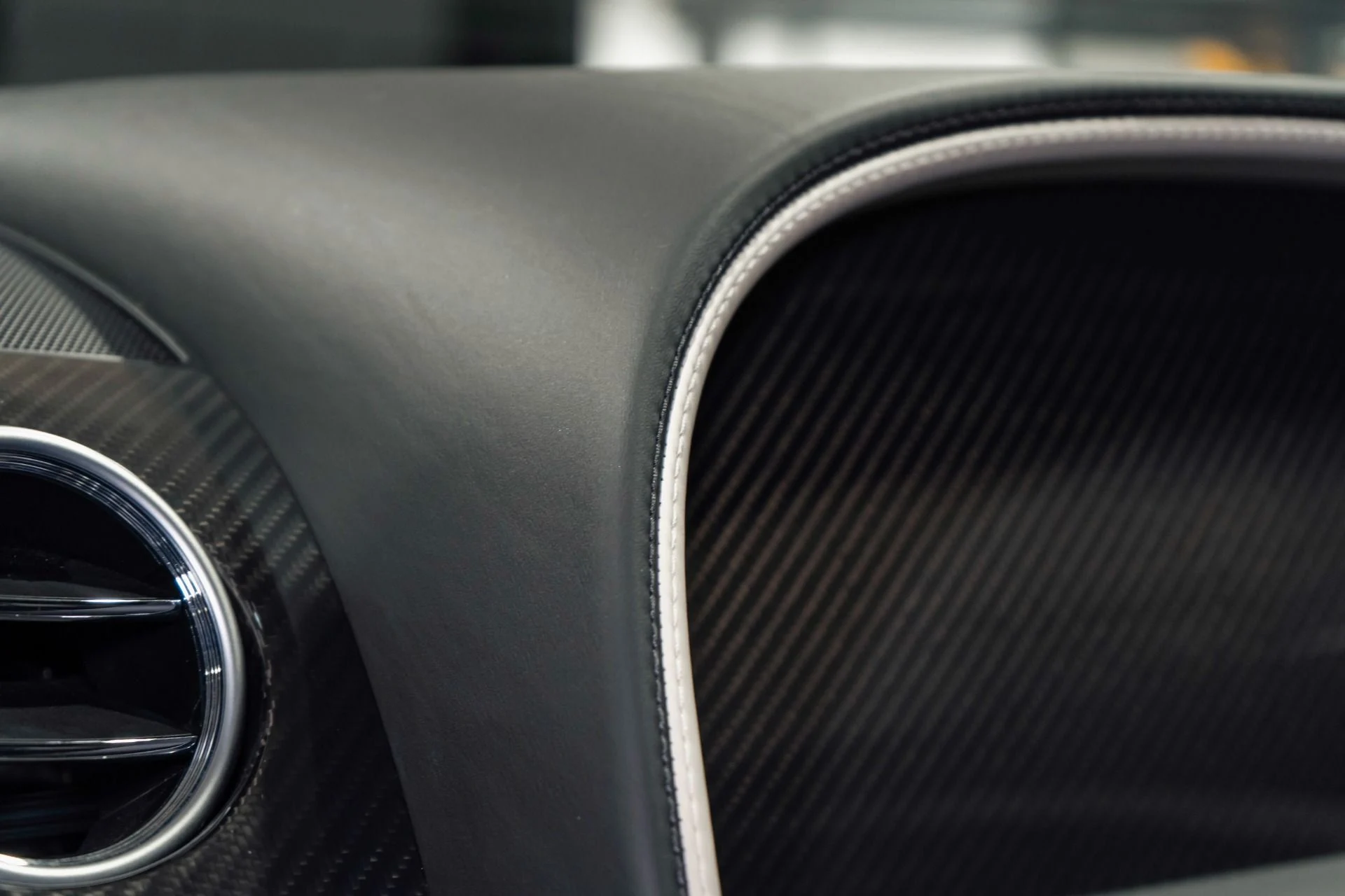 mph033_950974365_Used_2015_Bentley_Continental_GT_3_R_1773439775_721898870b