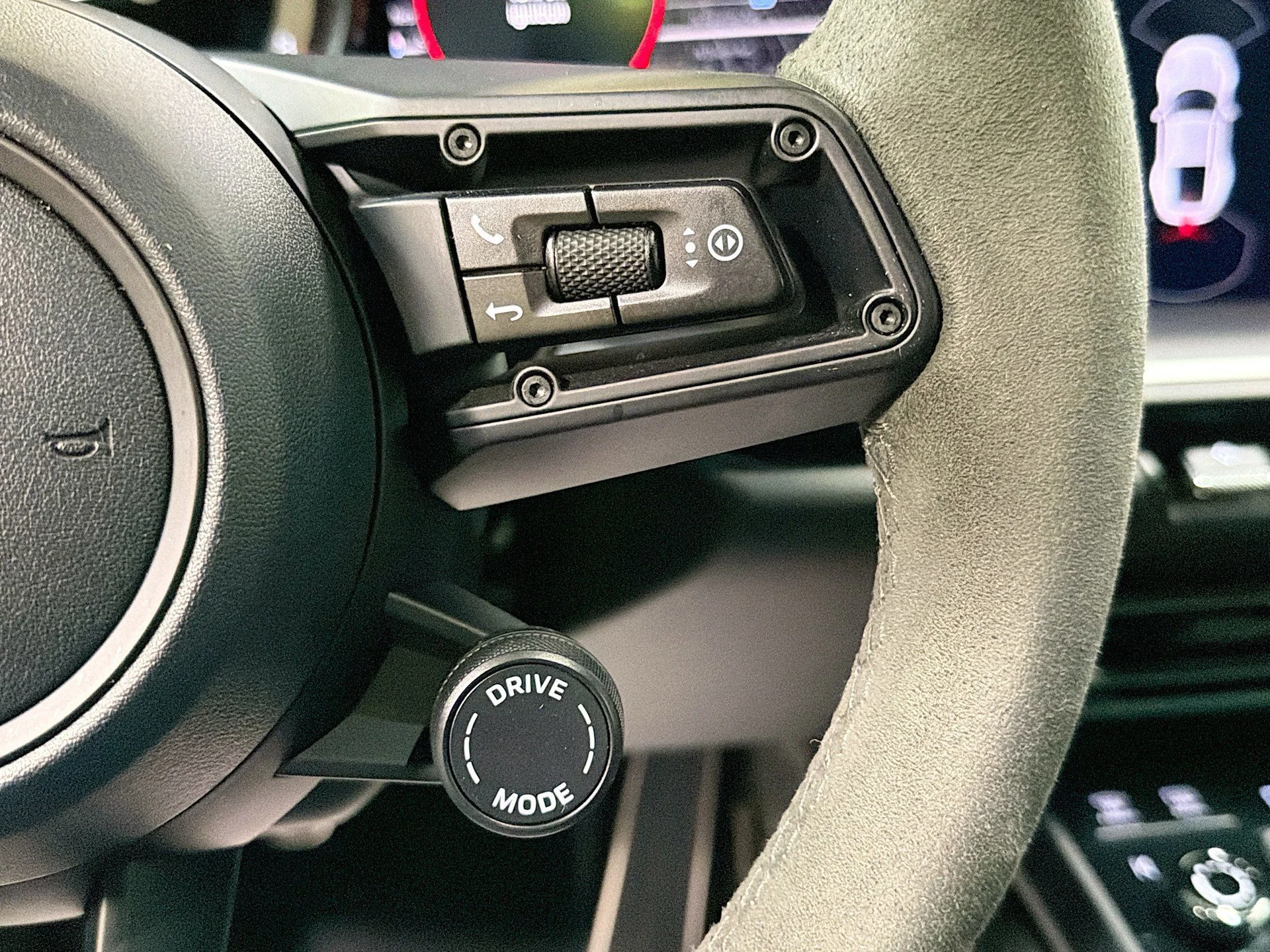 mph033_953145993_a64f35ff4e189457c4d360ac726fd2c8_2f067a04db