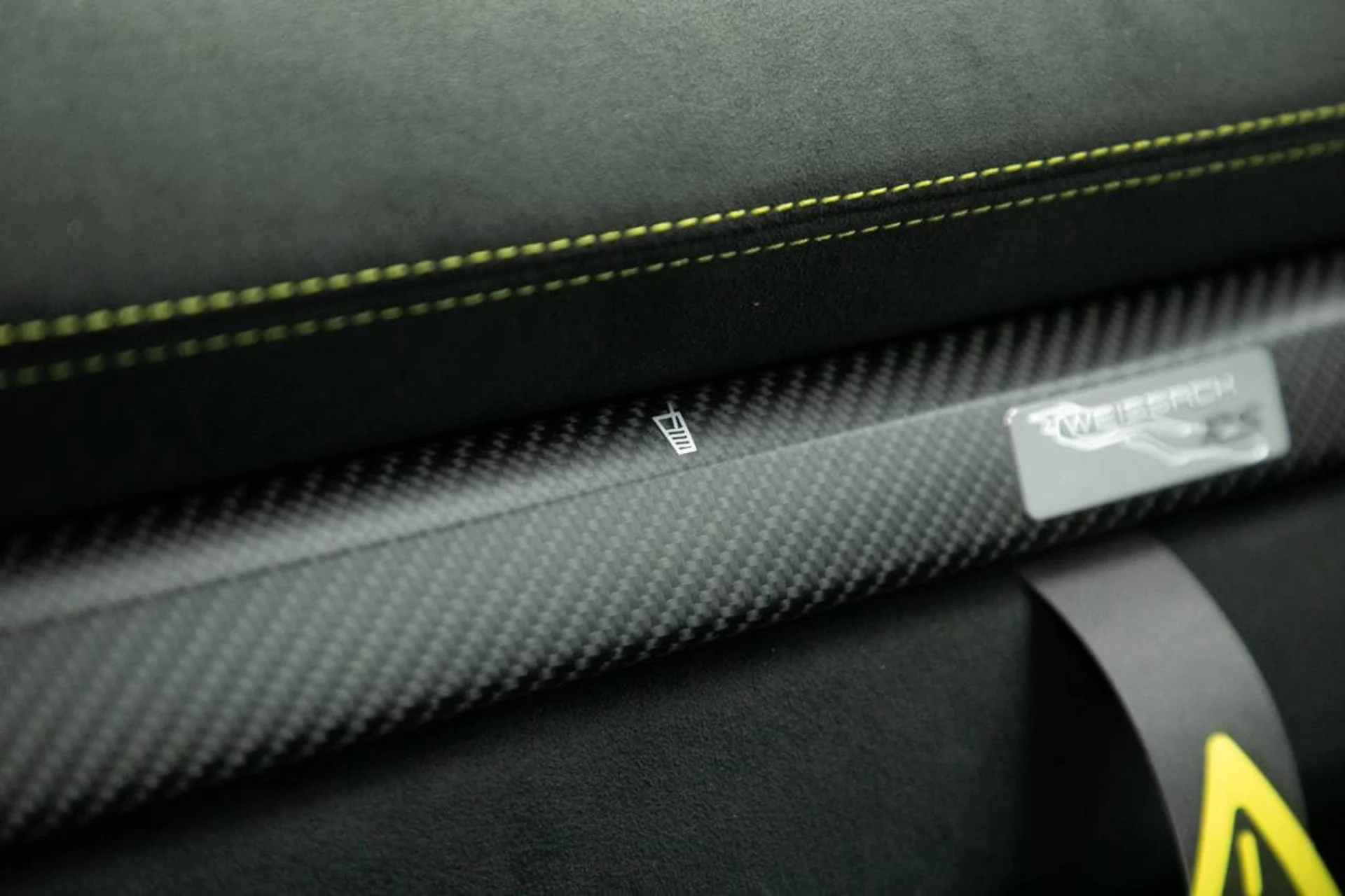 mph033_96347898_c1ab172ab184f4092fbf517e4adc945cx_7755f35b72