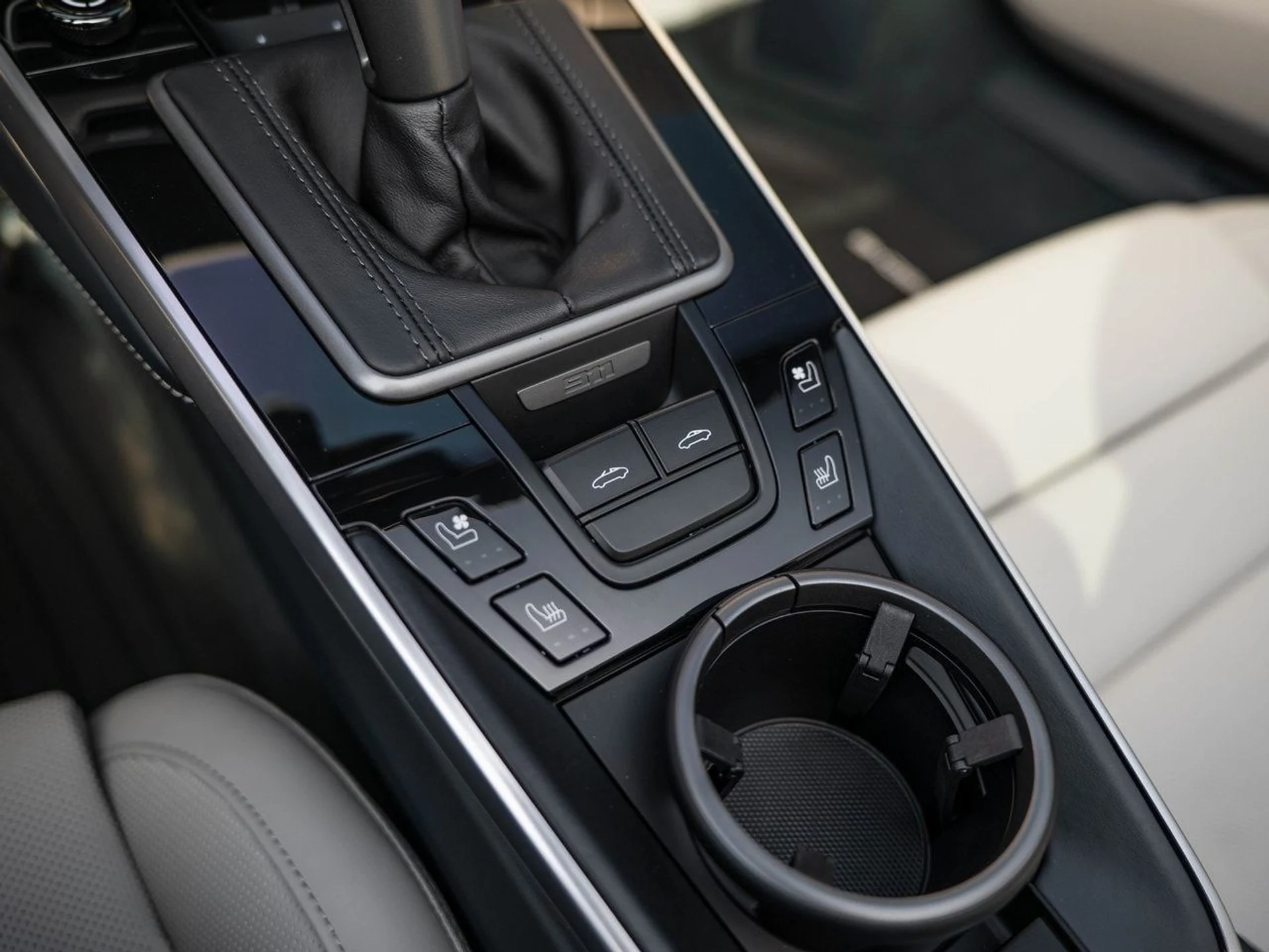 mph033_964437552_8f736665fbe3bd0800ea5acbc0bba040x_dced1bf493