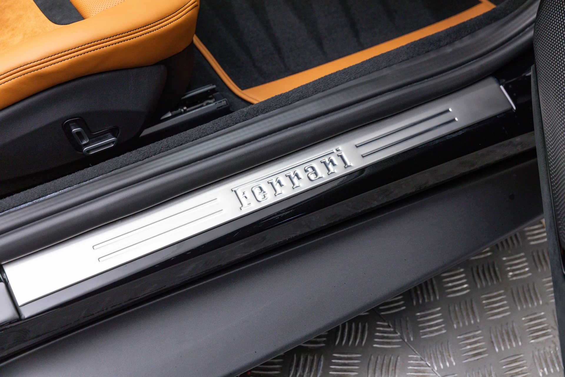 mph033_973409417_3646a6276d78451abcfe556e49786e7f_1225b94c0a