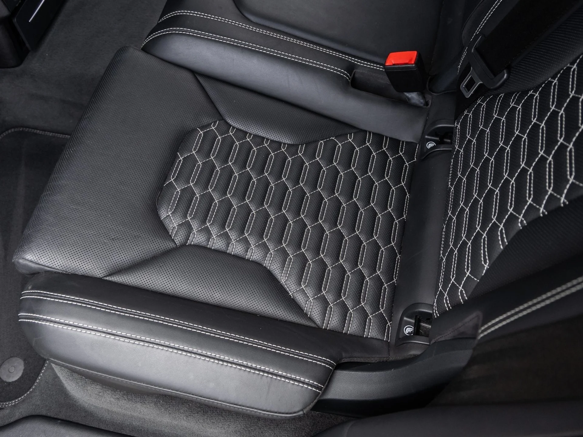 mph033_974086729_34_896add08e1