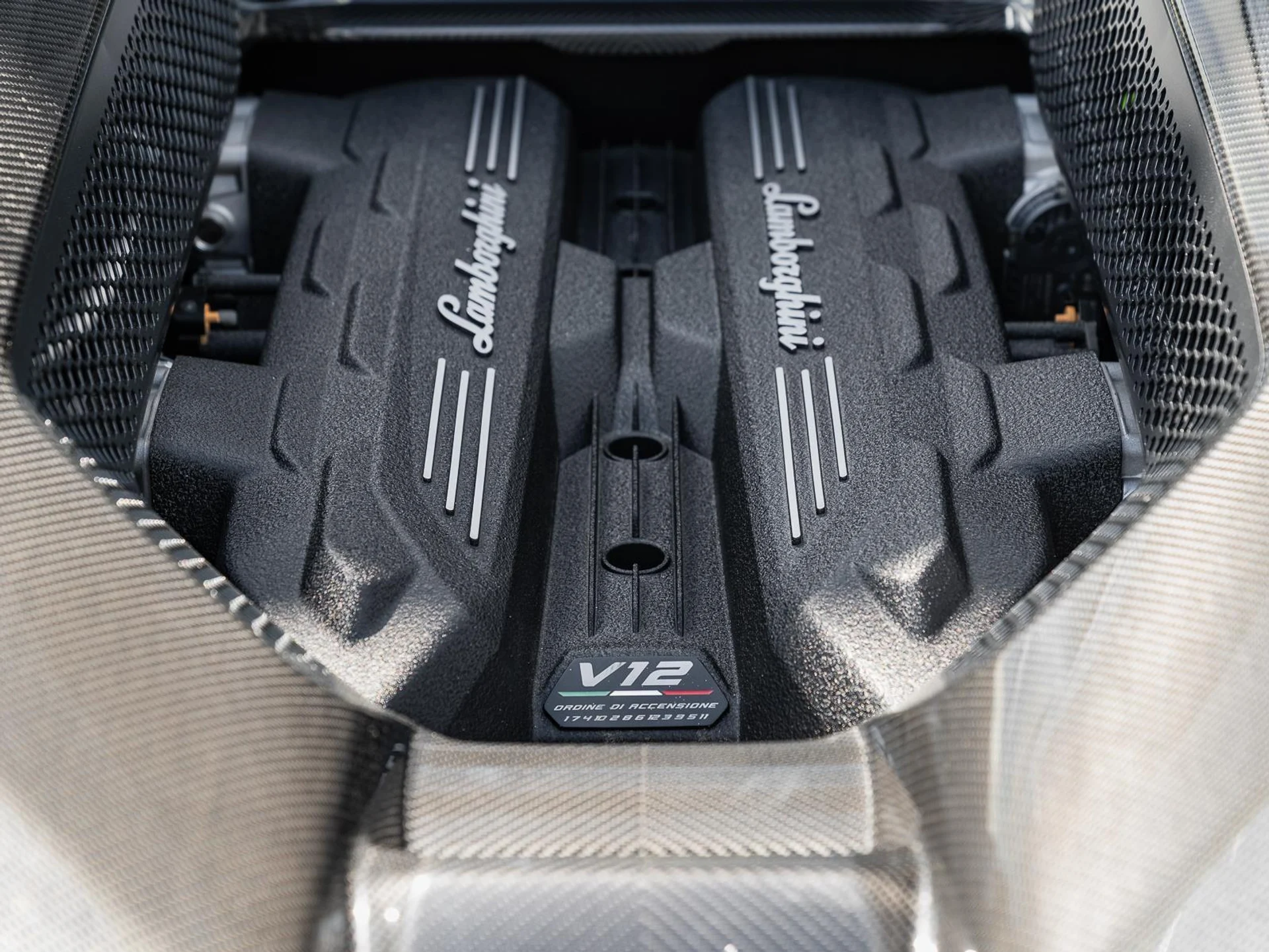 mph033_978066341_Used_2024_Lamborghini_Revuelto_Coupe_1772801272_96acd0b06d