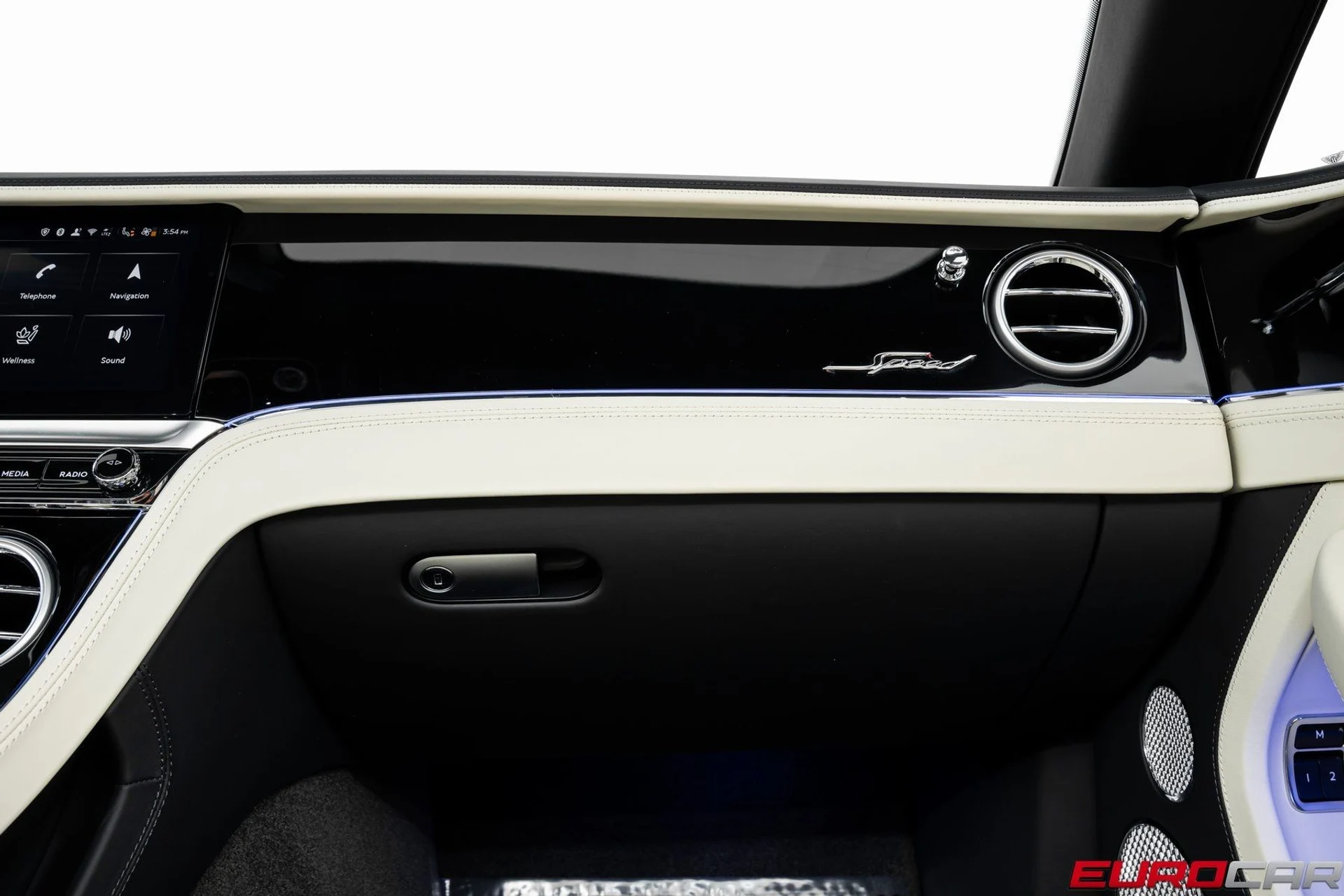 mph033_982030469_image_34_b9da2c5620