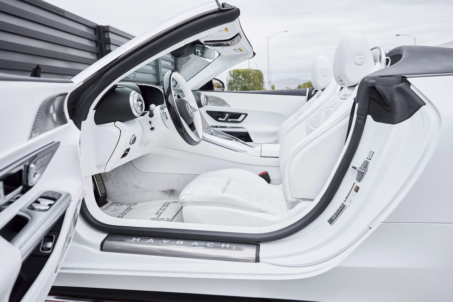 mph033_983262018_Used_2026_Mercedes_Benz_SL_Class_Maybach_SL_680_1767218113_dbaa0666a9