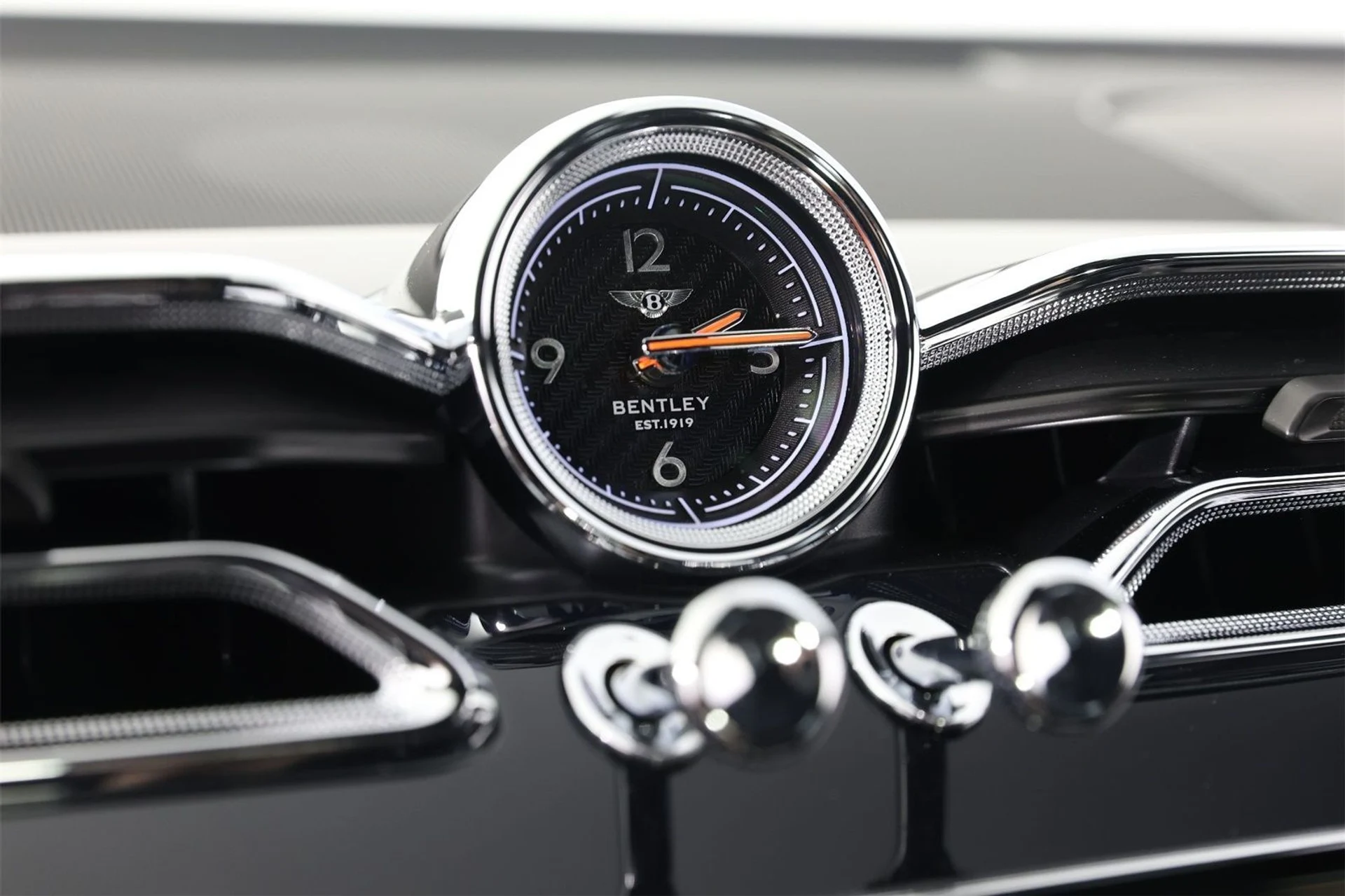 mph033_987643785_ffbba13436ca24cb22582346b26b30af_a4b2827649