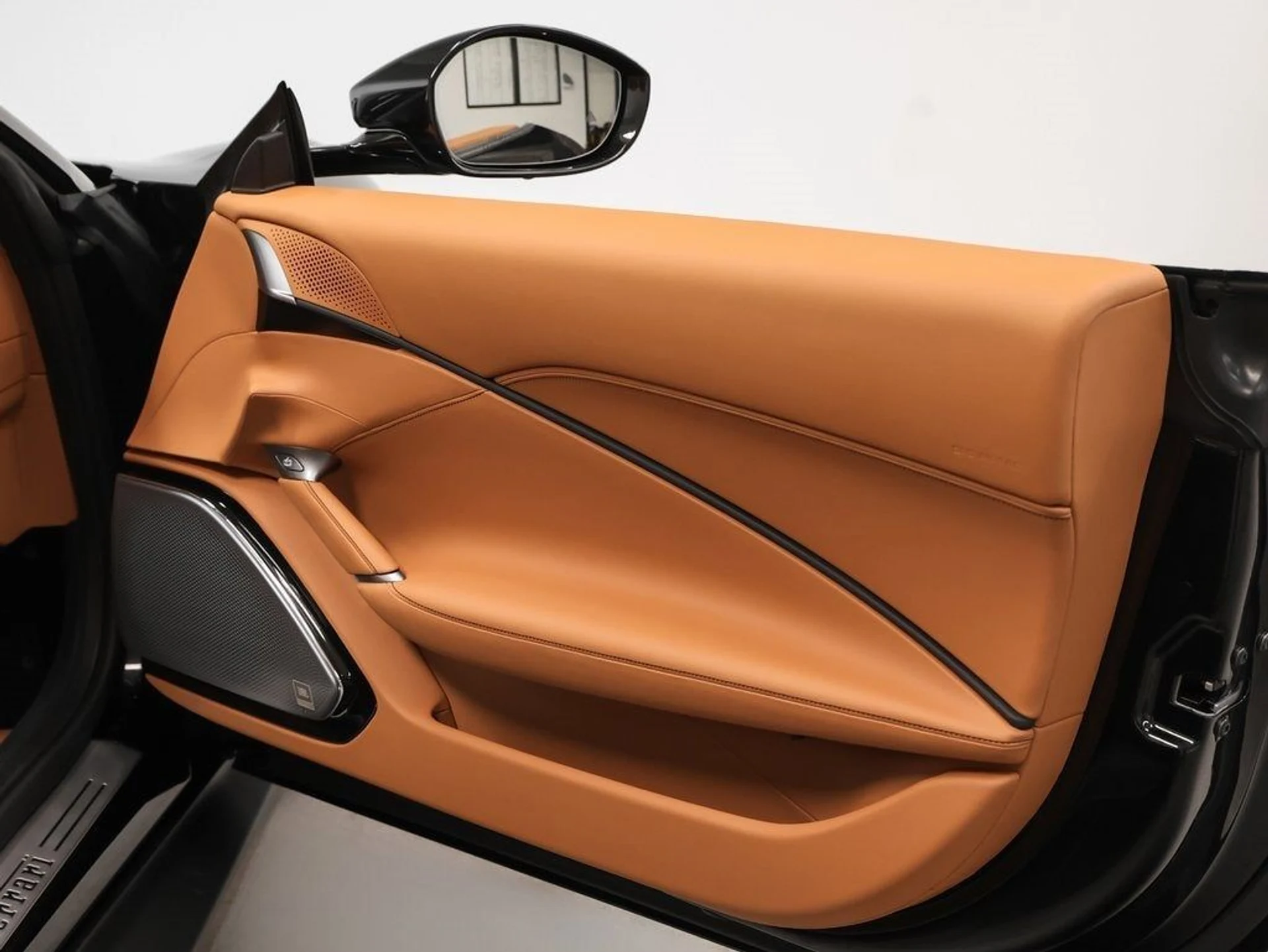 mph033_988938481_34_b70d6178b2