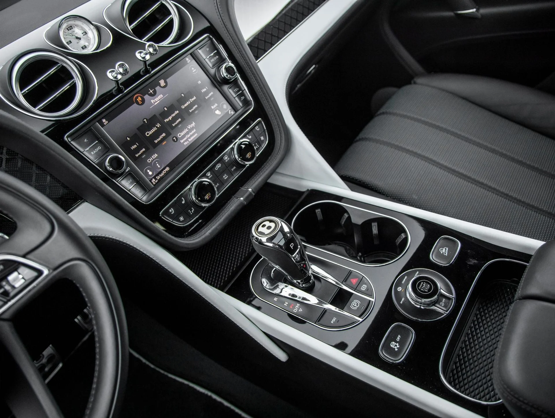 mph033_994394601_34_b4a3b17d4e