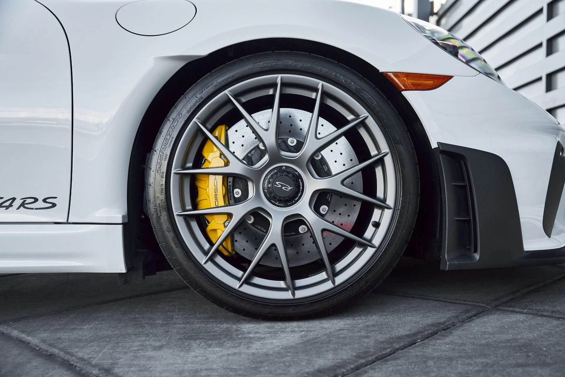 mph033_994766733_Used_2024_Porsche_718_Cayman_GT_4_RS_1766514189_40282e53fd