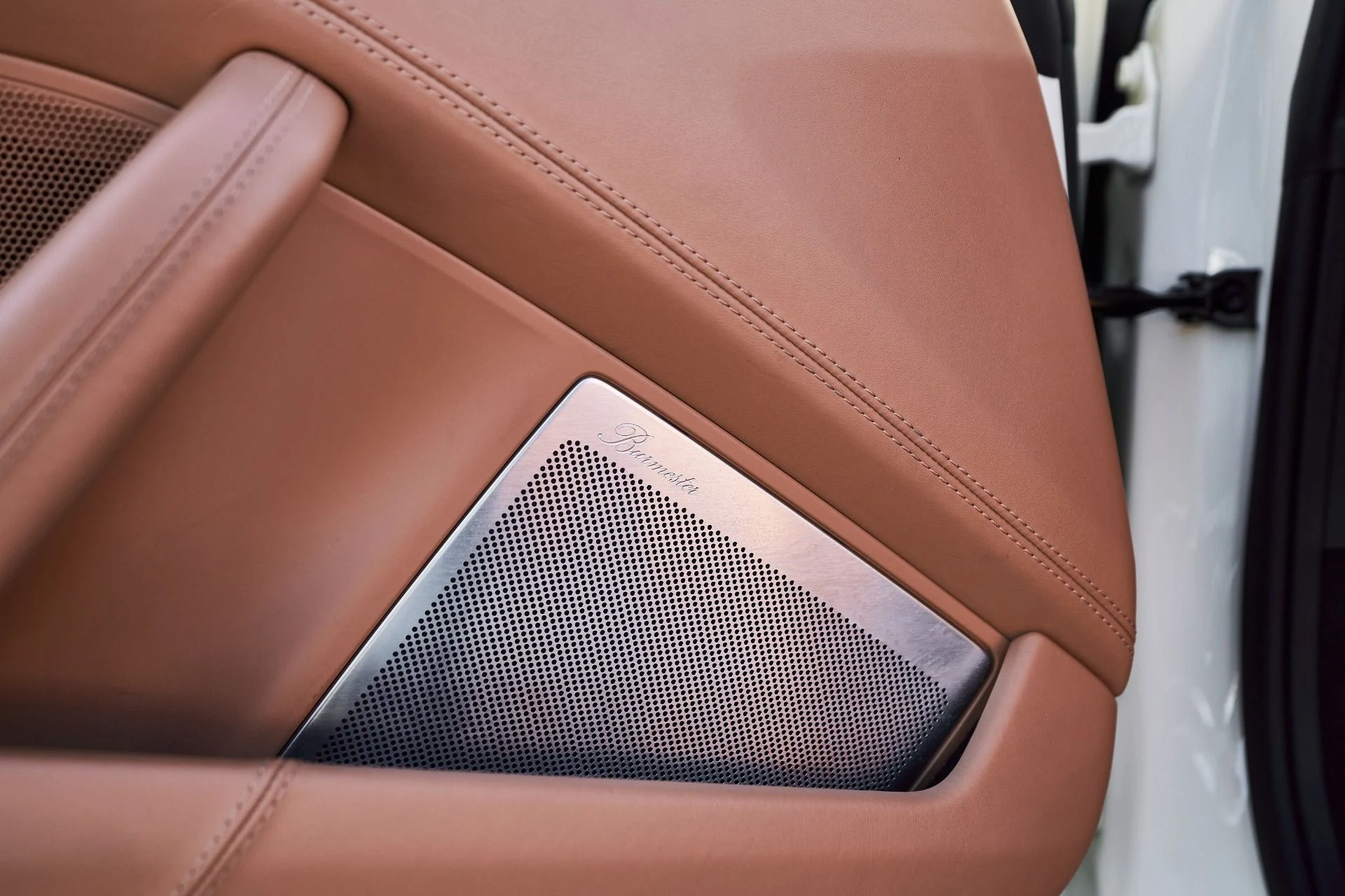 mph034_1001445329_Used_2023_Porsche_911_Turbo_S_1764903176_3e53f26ca1