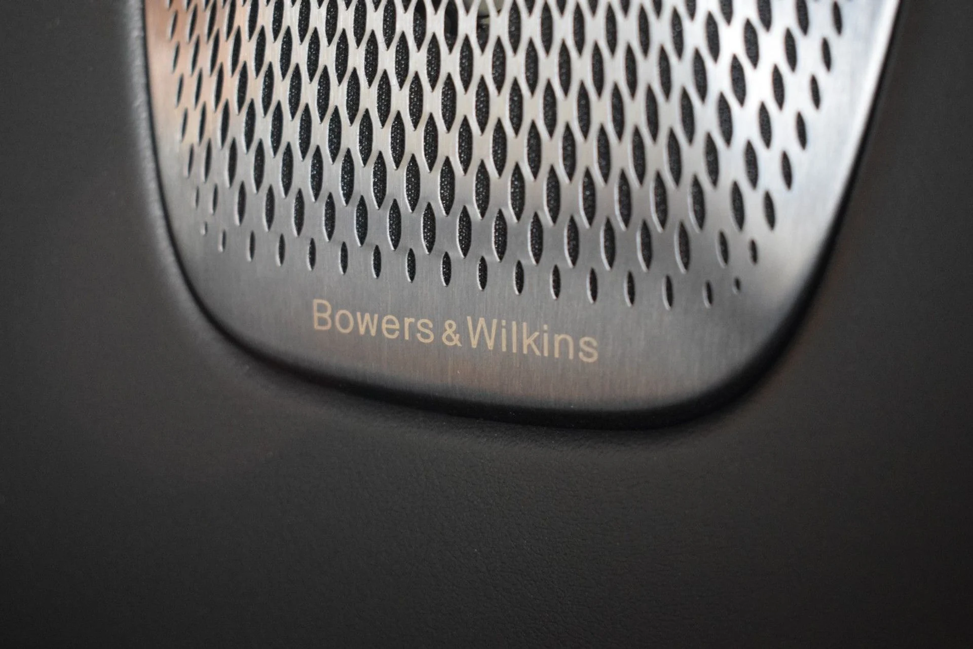 mph034_1003760794_2d90288b15f122e53fb3c299484d7415x_fd8e09f94c