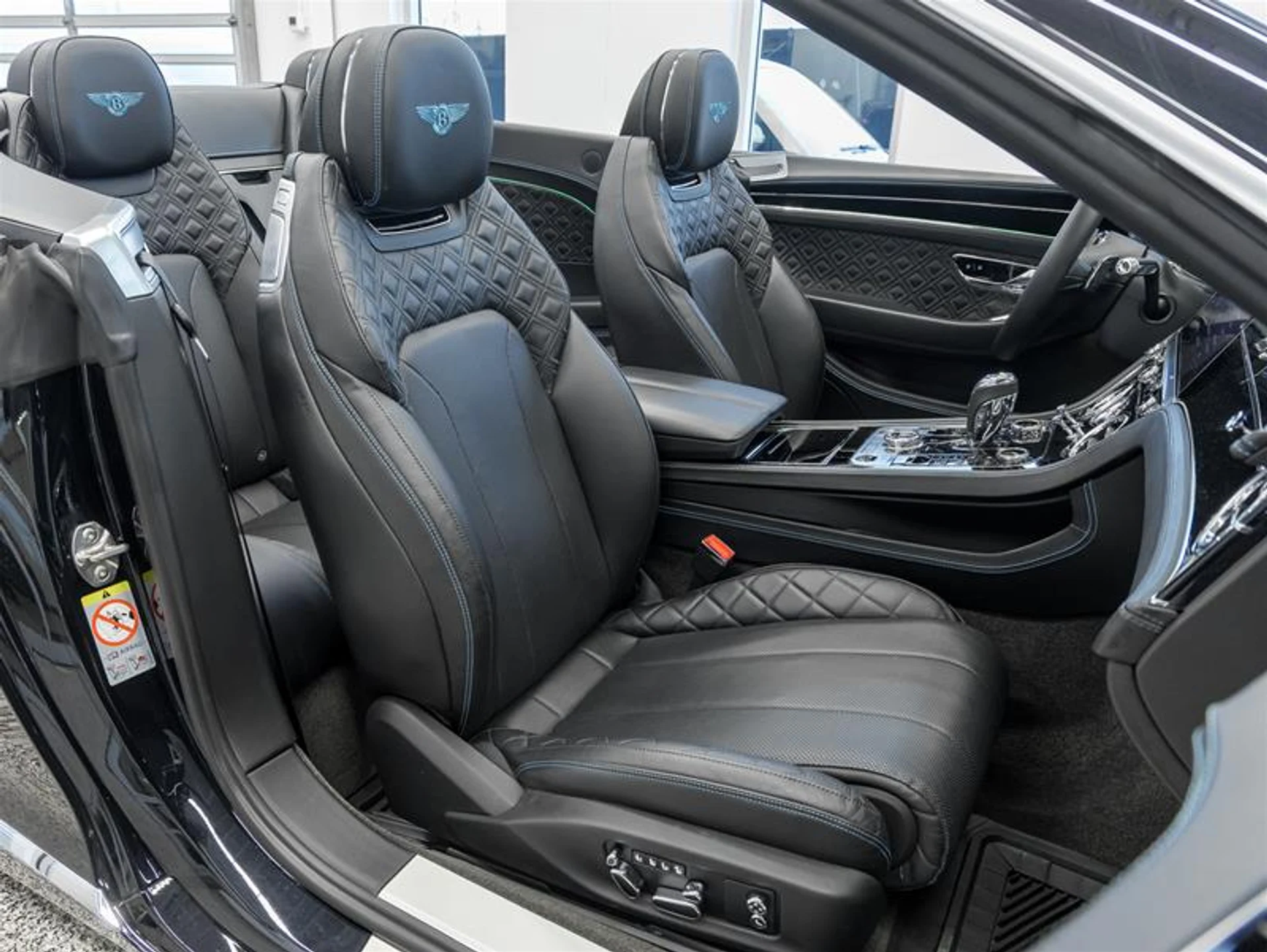 mph034_1008363356_11642317_1585477364_ee3726f056