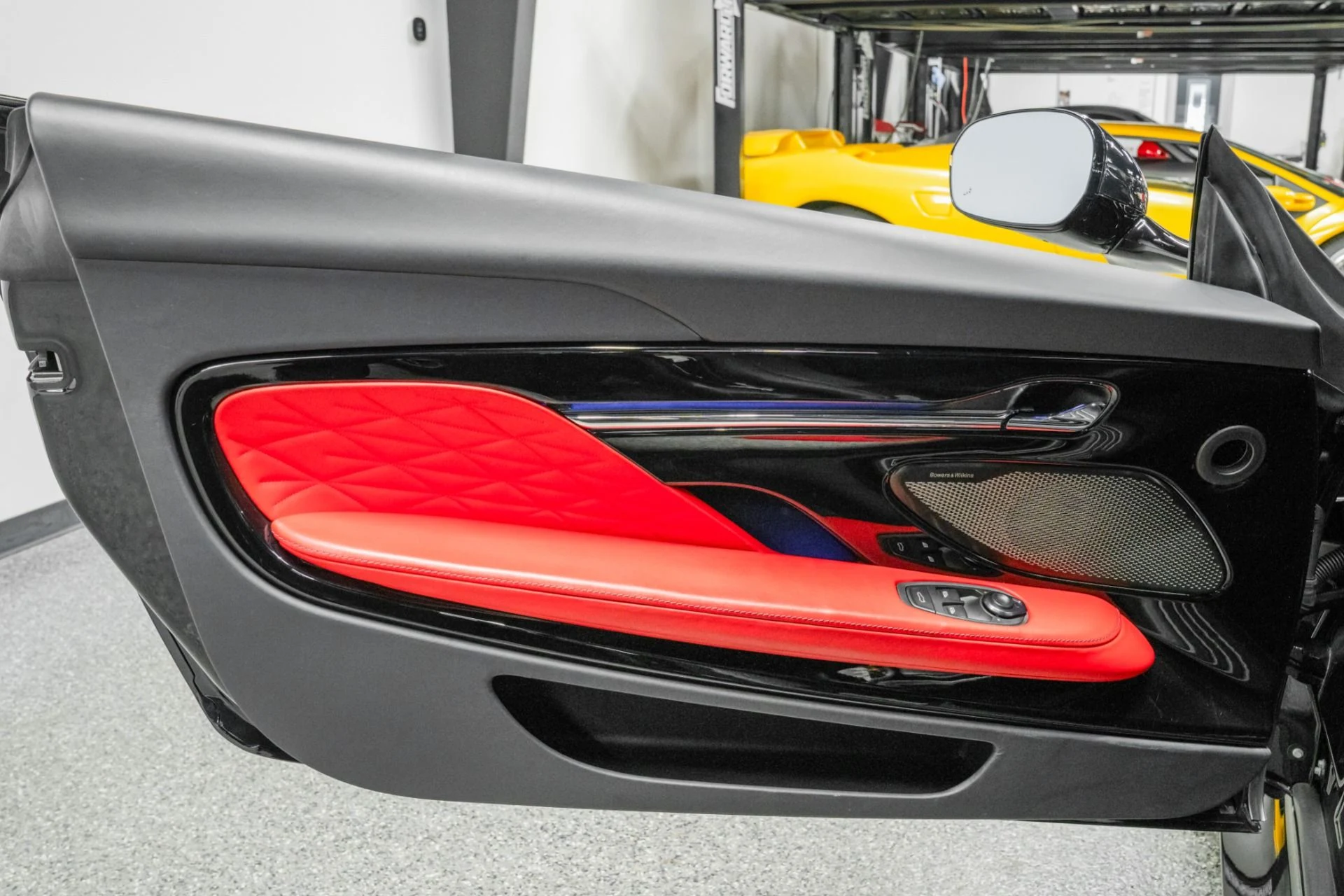 mph034_1030432896_Used_2024_Aston_Martin_DB_12_V8_Special_Paint_Color_Bowers_and_Wilkins_Premium_Audio_Carbon_Brakes_1771535066_a8a253e24c