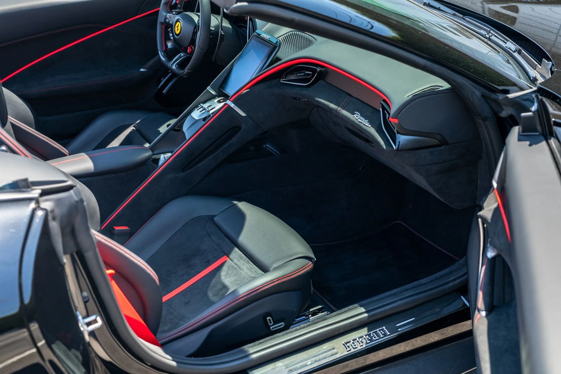 mph034_103367518_Used_2024_Ferrari_Roma_Spider_1754957627_dd77b81596