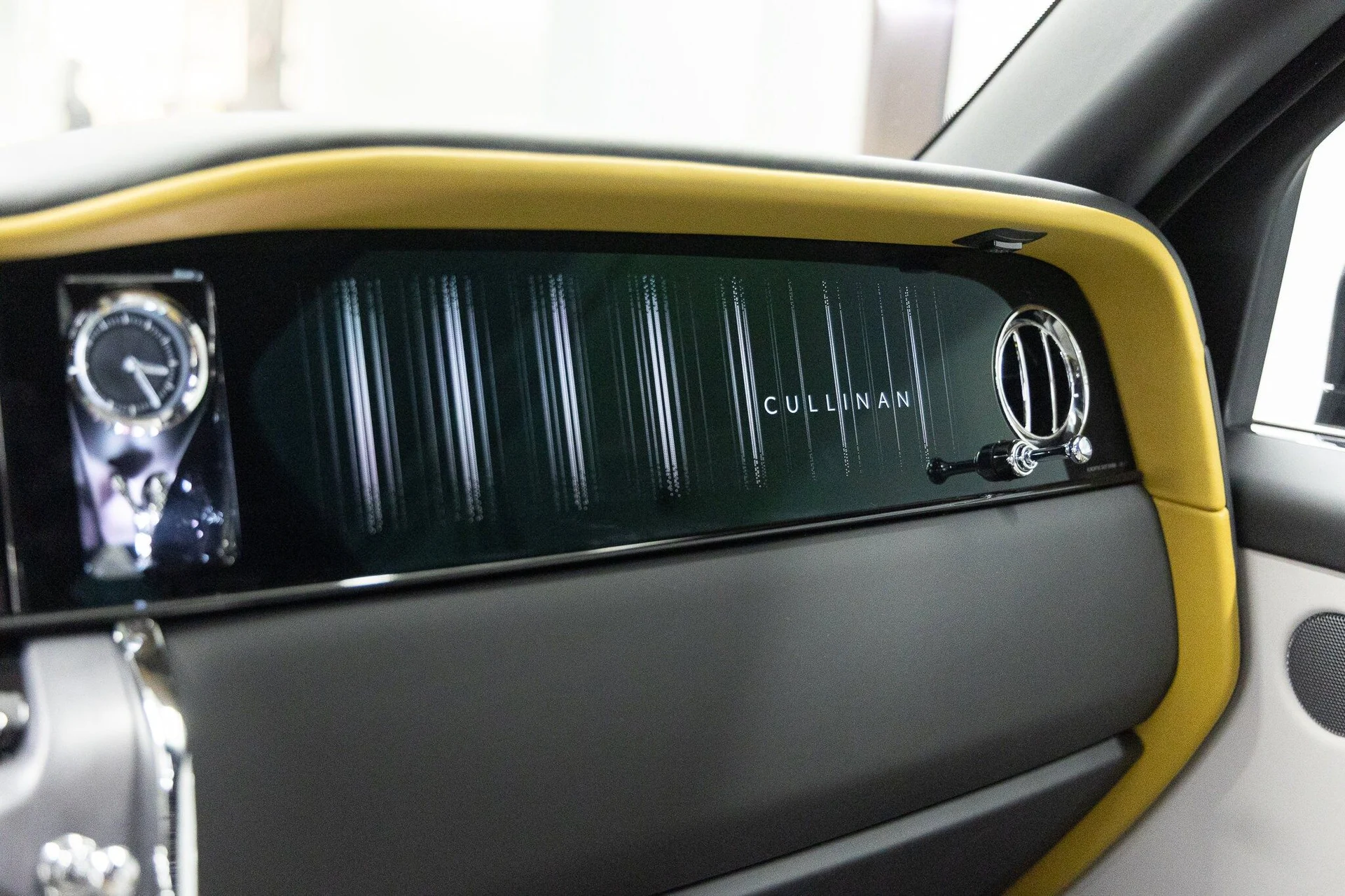 mph034_1046424767_019cf54363da6a9cea6024a159fd9551x_efd3721c59